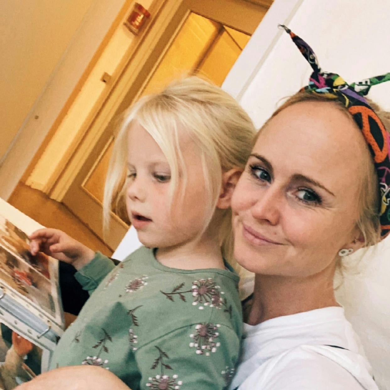 https://imgix.femina.dk/2025-02-28/Maria-og-Victoria.jpg