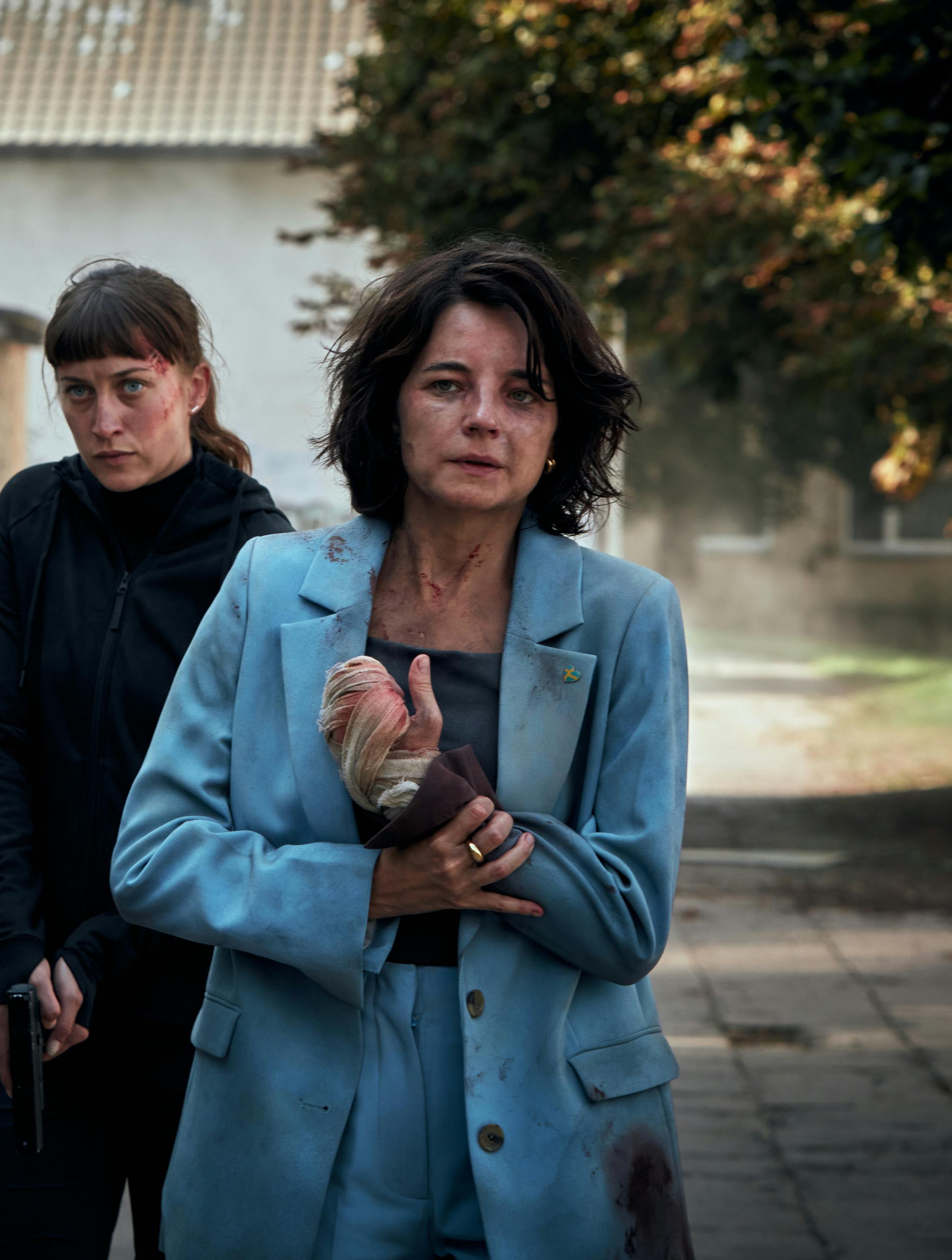 Alexander Abdallah, Julia Ragnarsson og Louise Peterhoff i 'Paradis City'