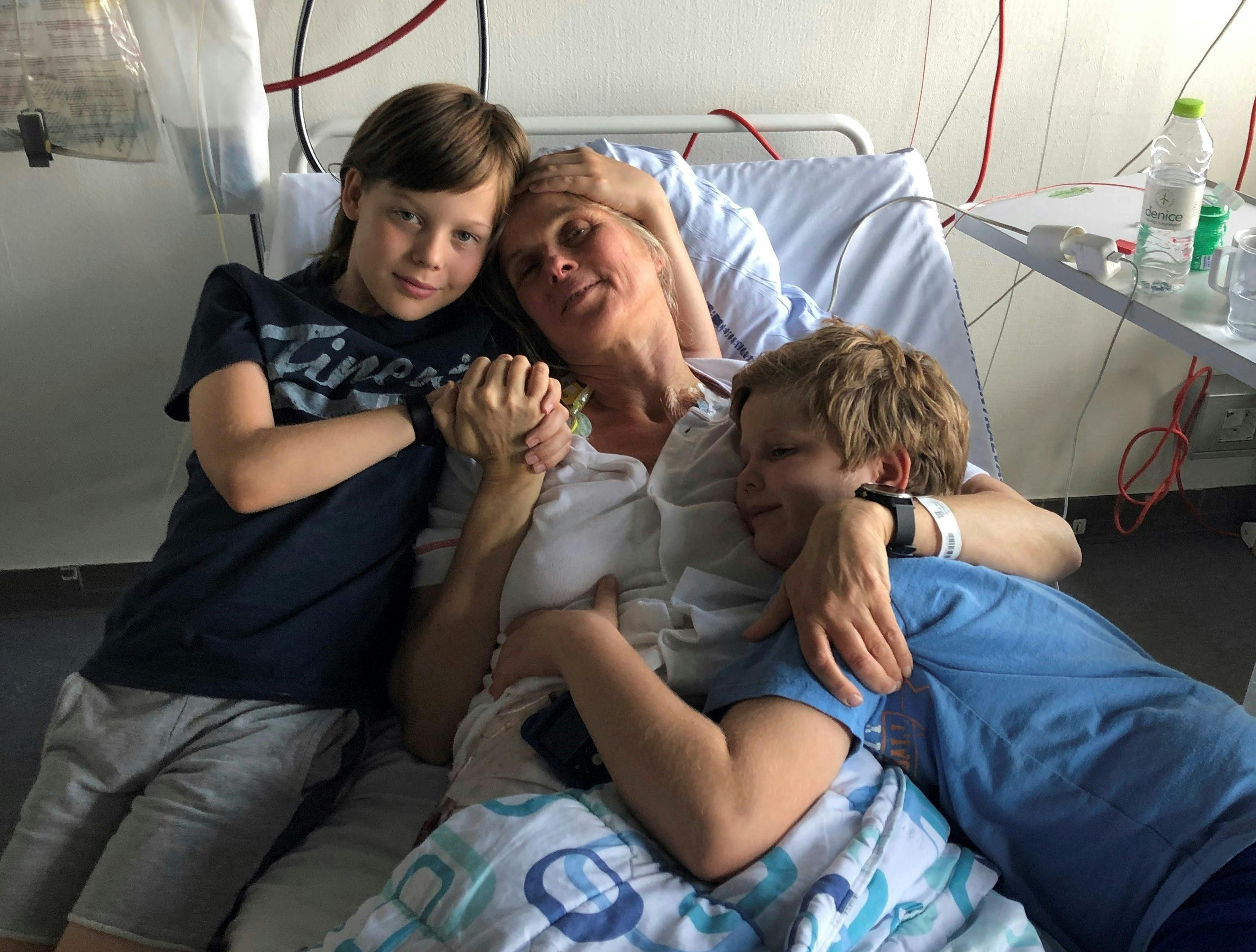 https://imgix.femina.dk/2025-03-21/Lotte-paa-hospitalet.jpg