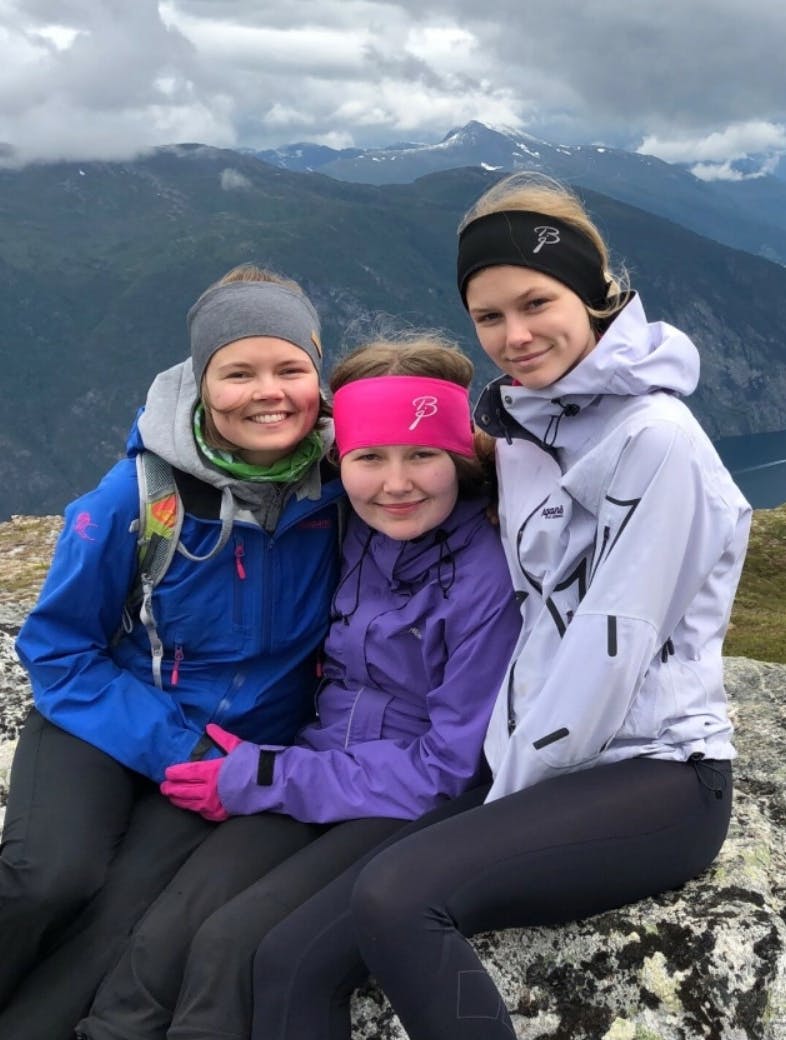 søstrene