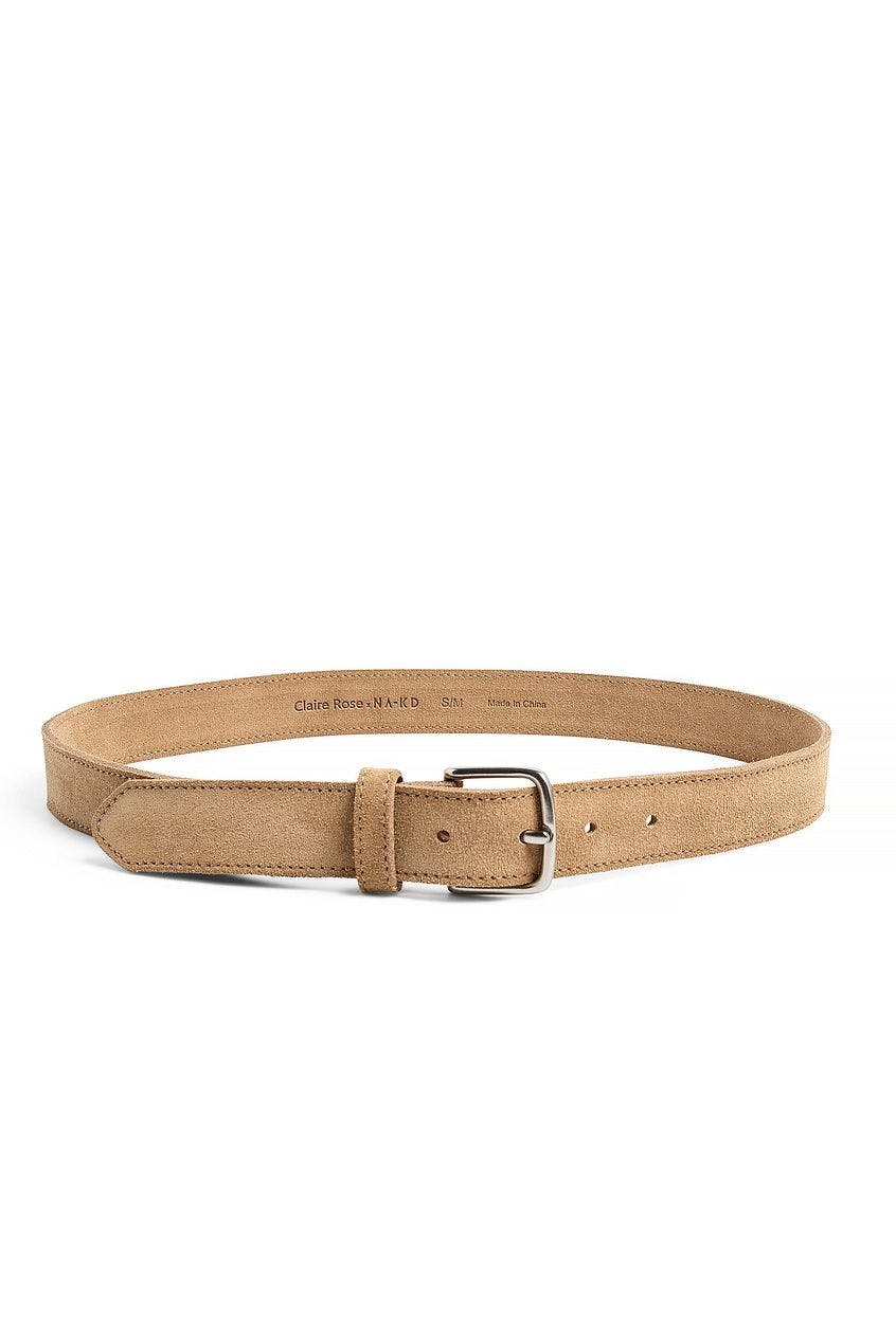 https://imgix.femina.dk/2025-04-02/suede_belt_1720-000215-012411340.jpg