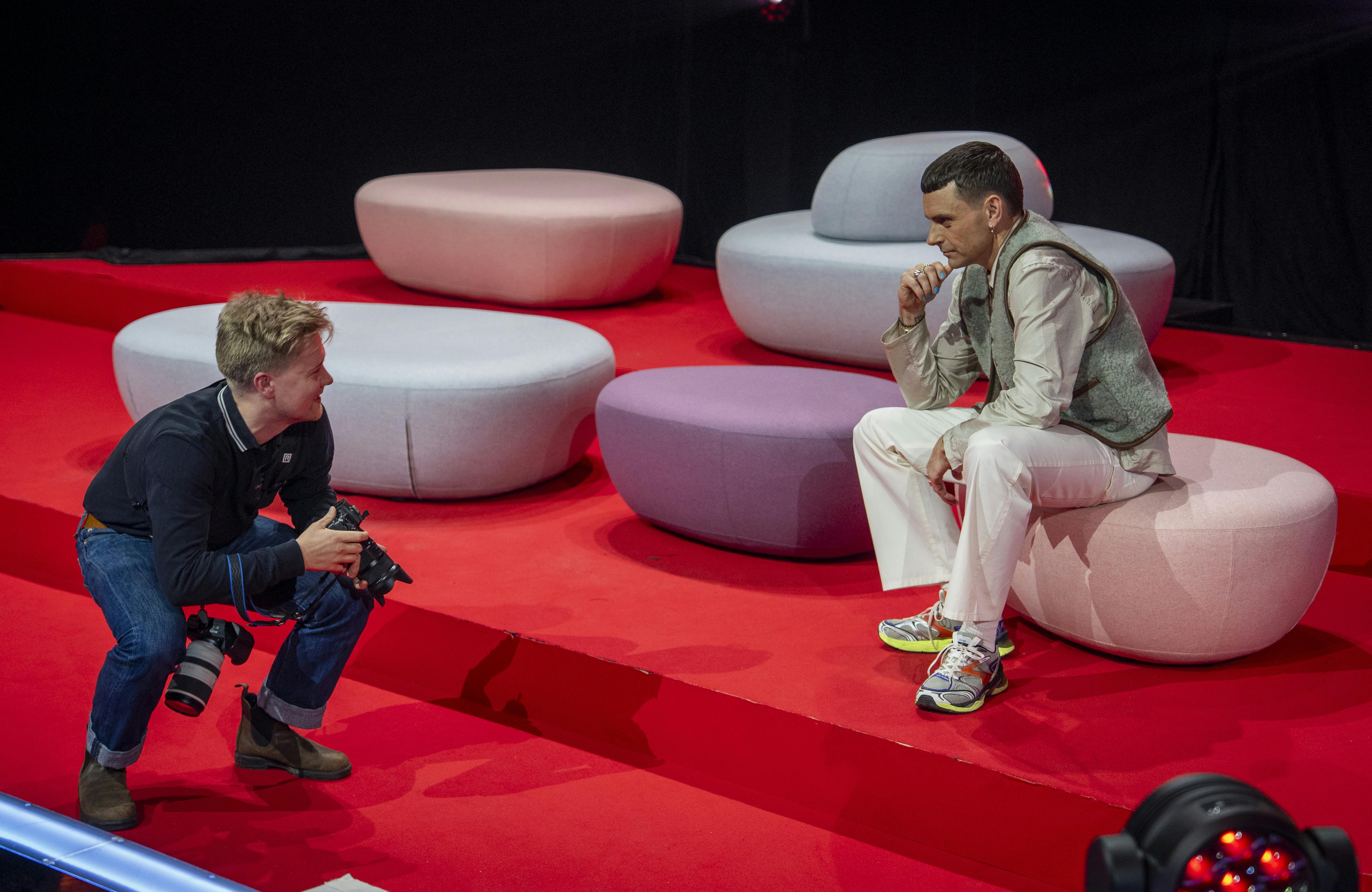 Simon Kvamm har haft stor succes i "X Factor"