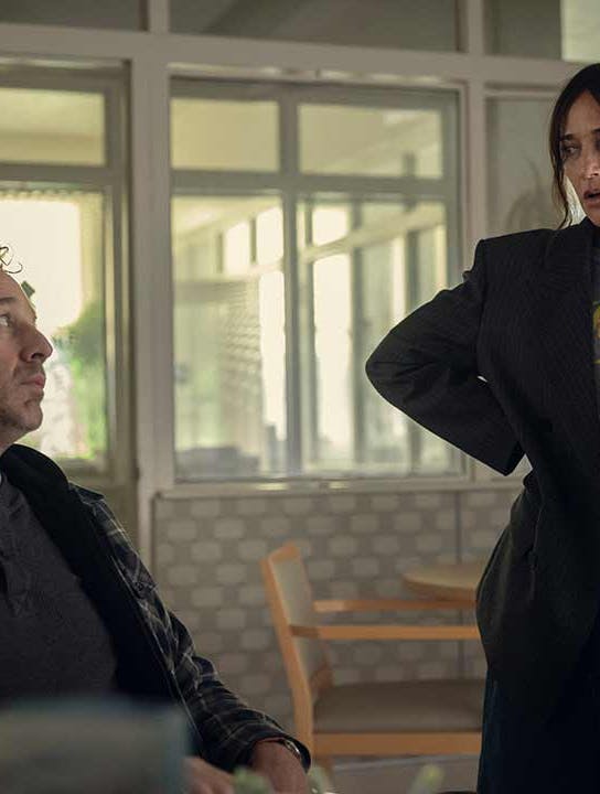 Chris O’Dowd og Rashida Jones i afsnittet ‘Common People’ fra 'Black Mirror' sæson 7