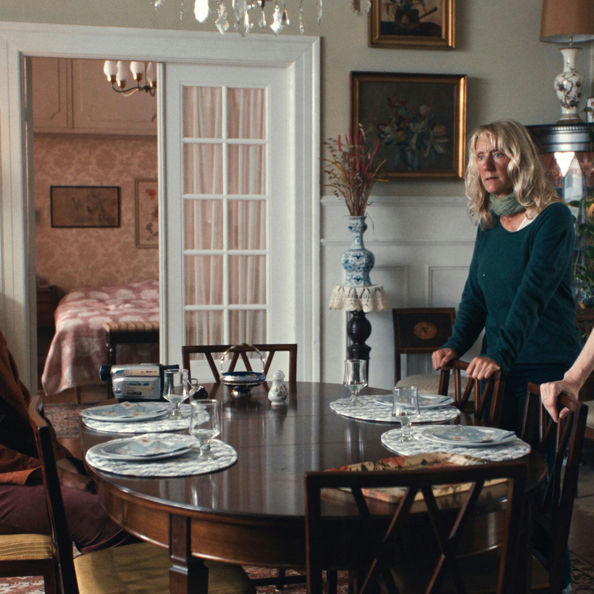 Alice Bier Zandén, Anette Støvelbæk og Rikker Eberhardt Isen i 'Generationer'