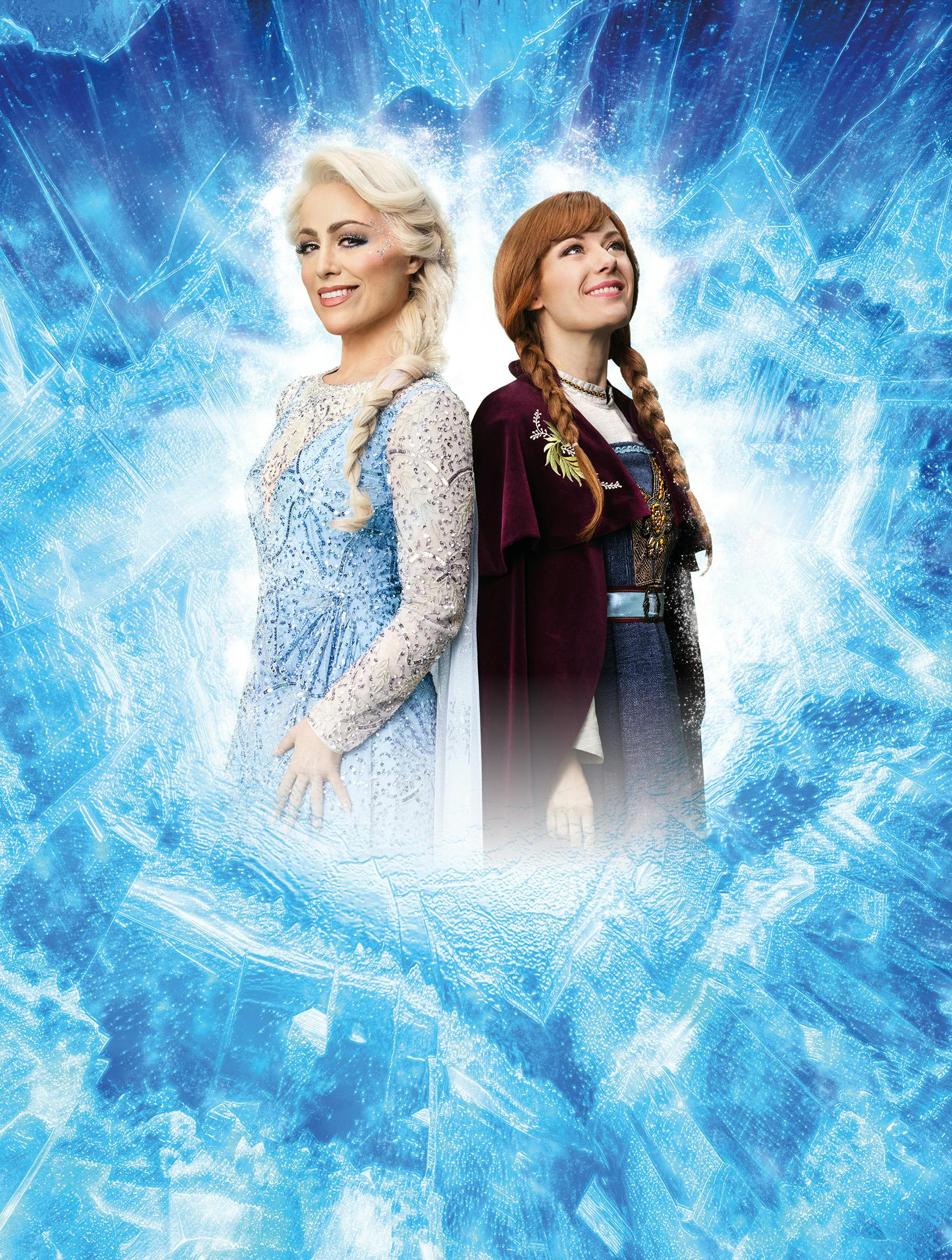 Maria Lucia i rollen som Dronning Elsa og Kristine Yde Eriksen som lillesøster Anna