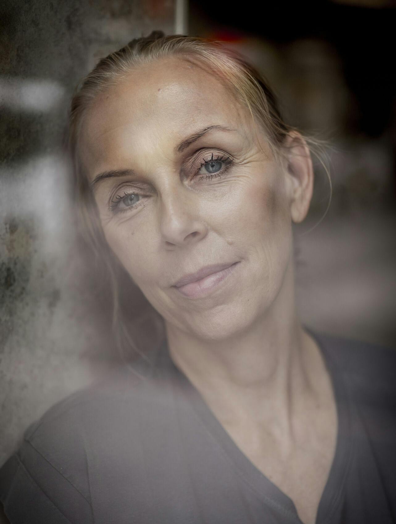 Portræt af Lotte Arndal.
