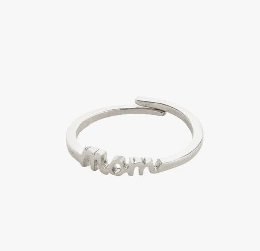 https://imgix.femina.dk/2025-04-25/Mom-ring.PNG