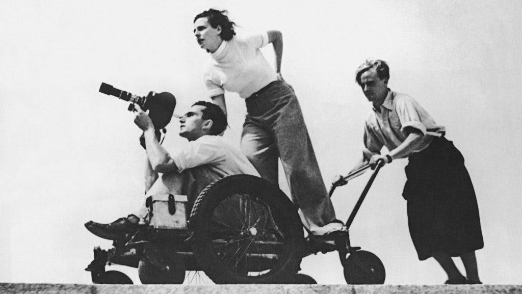 https://imgix.femina.dk/2025-05-08/Still1_Riefenstahl.jpg