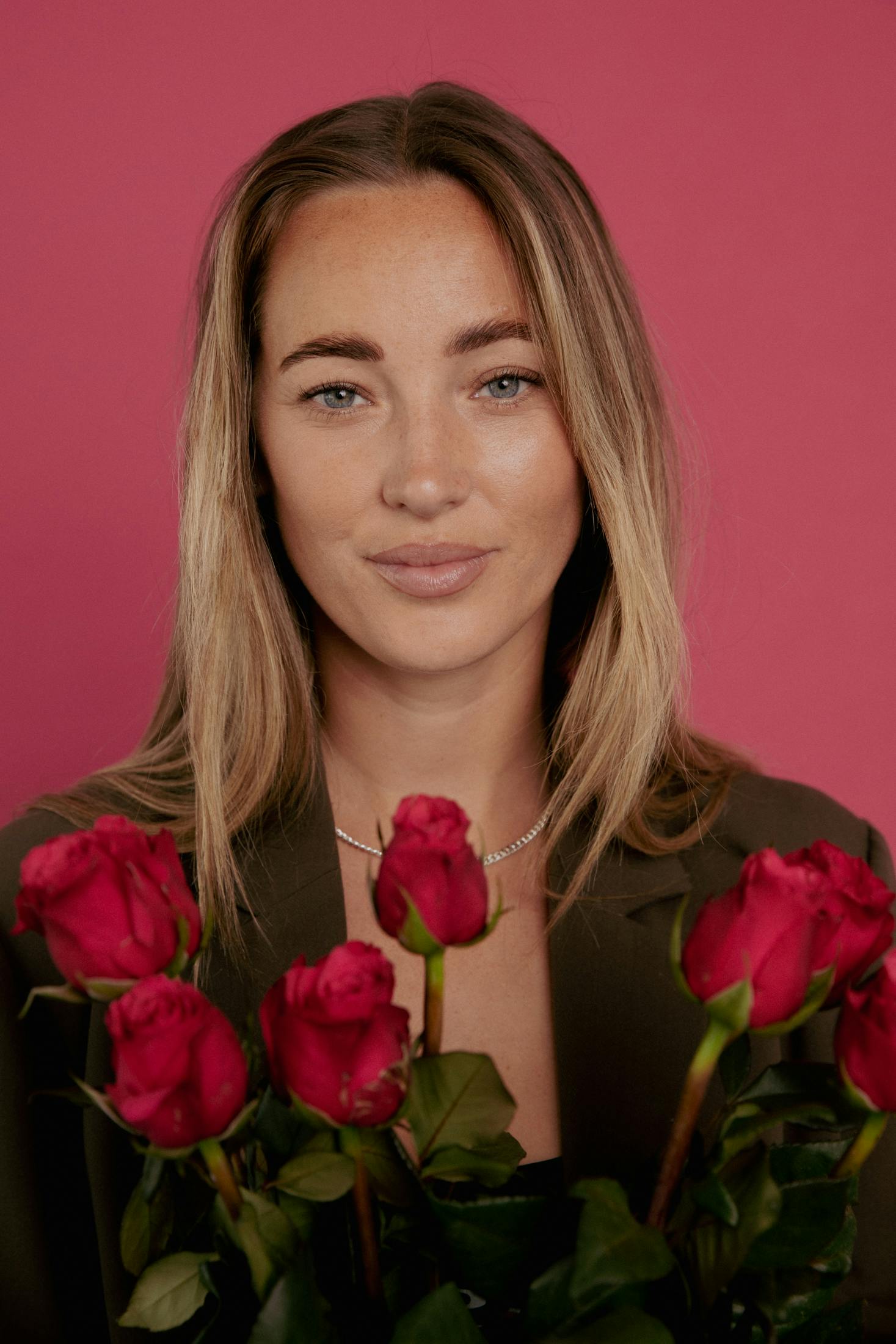 https://imgix.femina.dk/2025-05-13/Bachelorettes-27.jpg