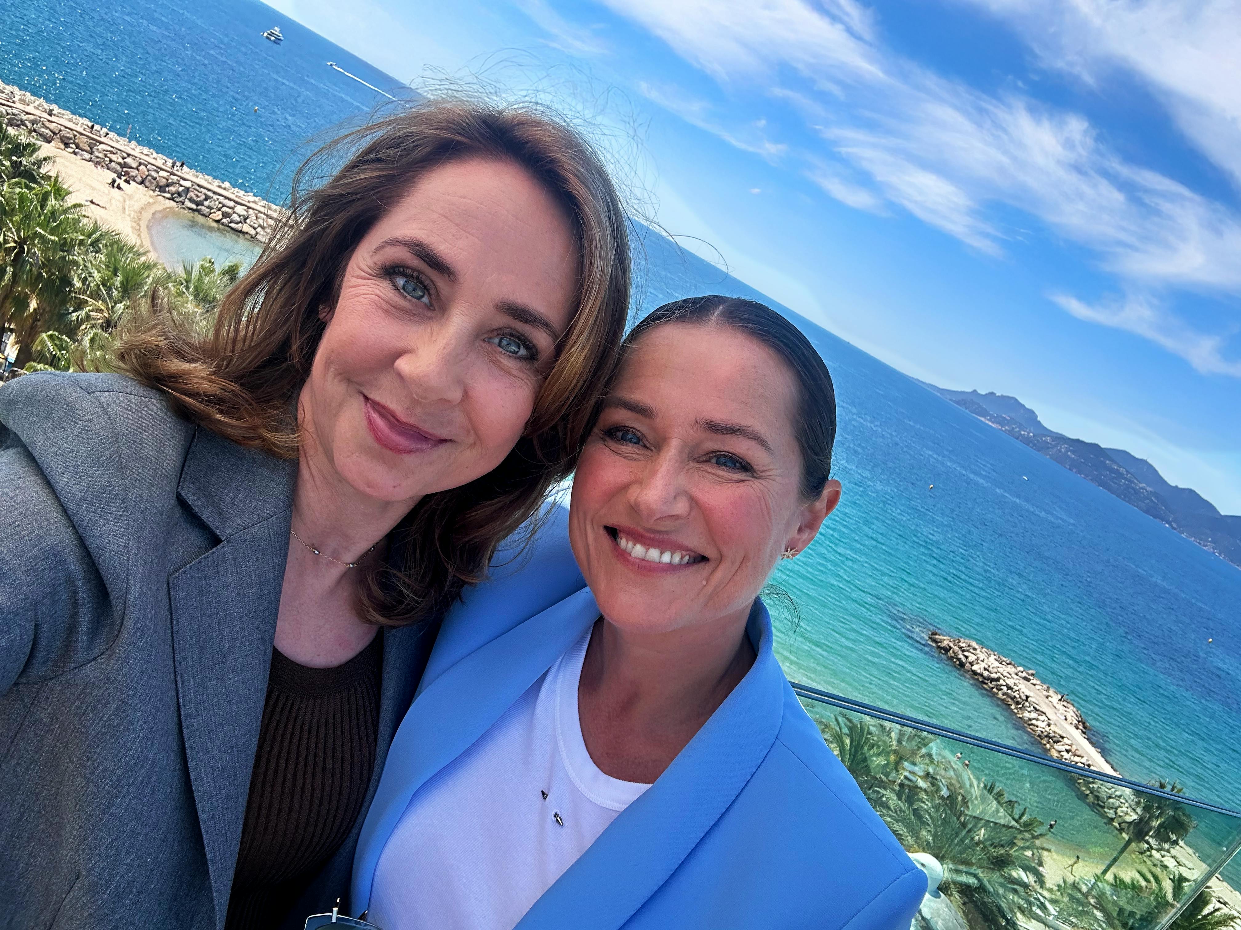 Sofie Gråbøl og Sidse Babett Knudsen på filmfestivalen i Cannes