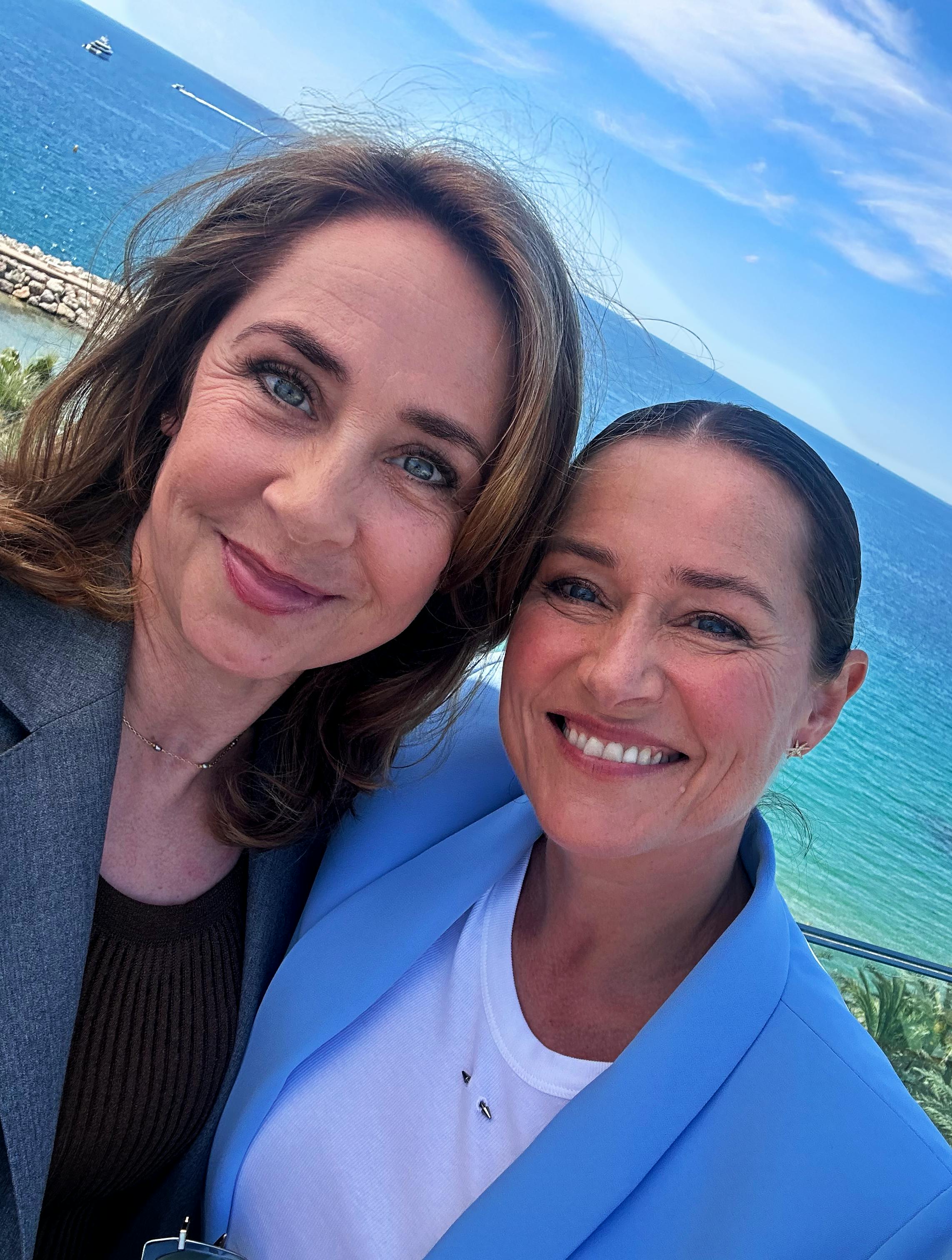 Sofie Gråbøl og Sidse Babett Knudsen på filmfestivalen i Cannes