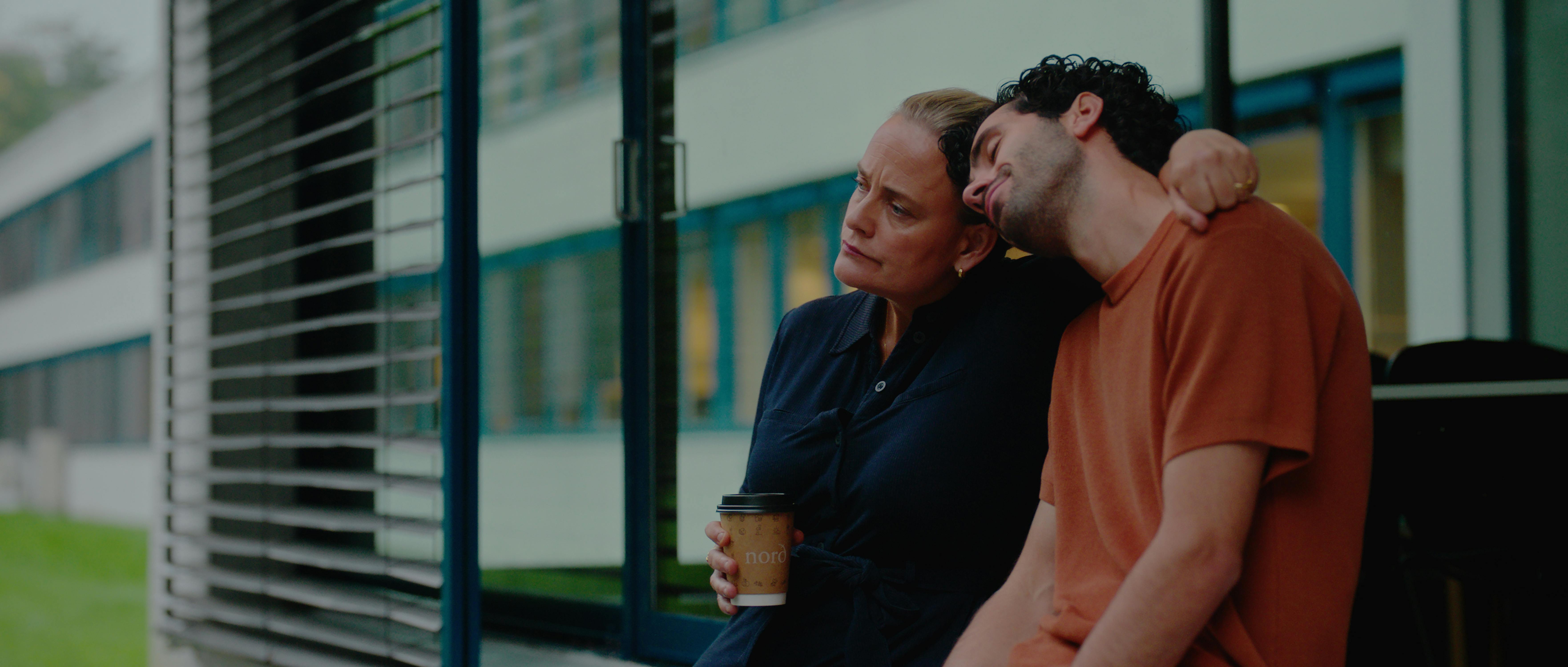 https://imgix.femina.dk/2025-05-15/porni_s05e03_03.13.11.07.jpg