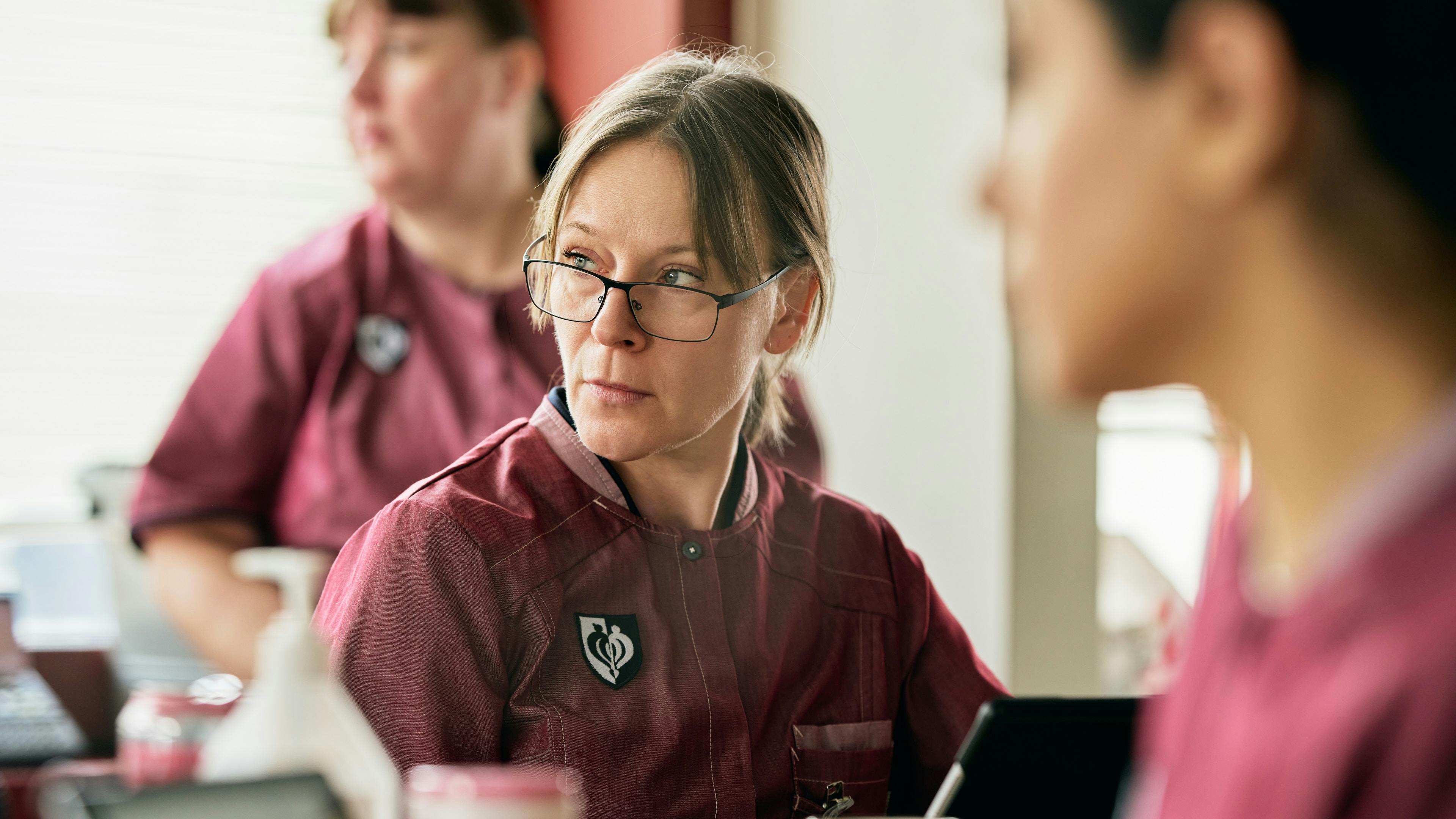 https://imgix.femina.dk/2025-06-03/Foto_-Henrik-Ohsten_TV-2.-%281%29_1.jpg
