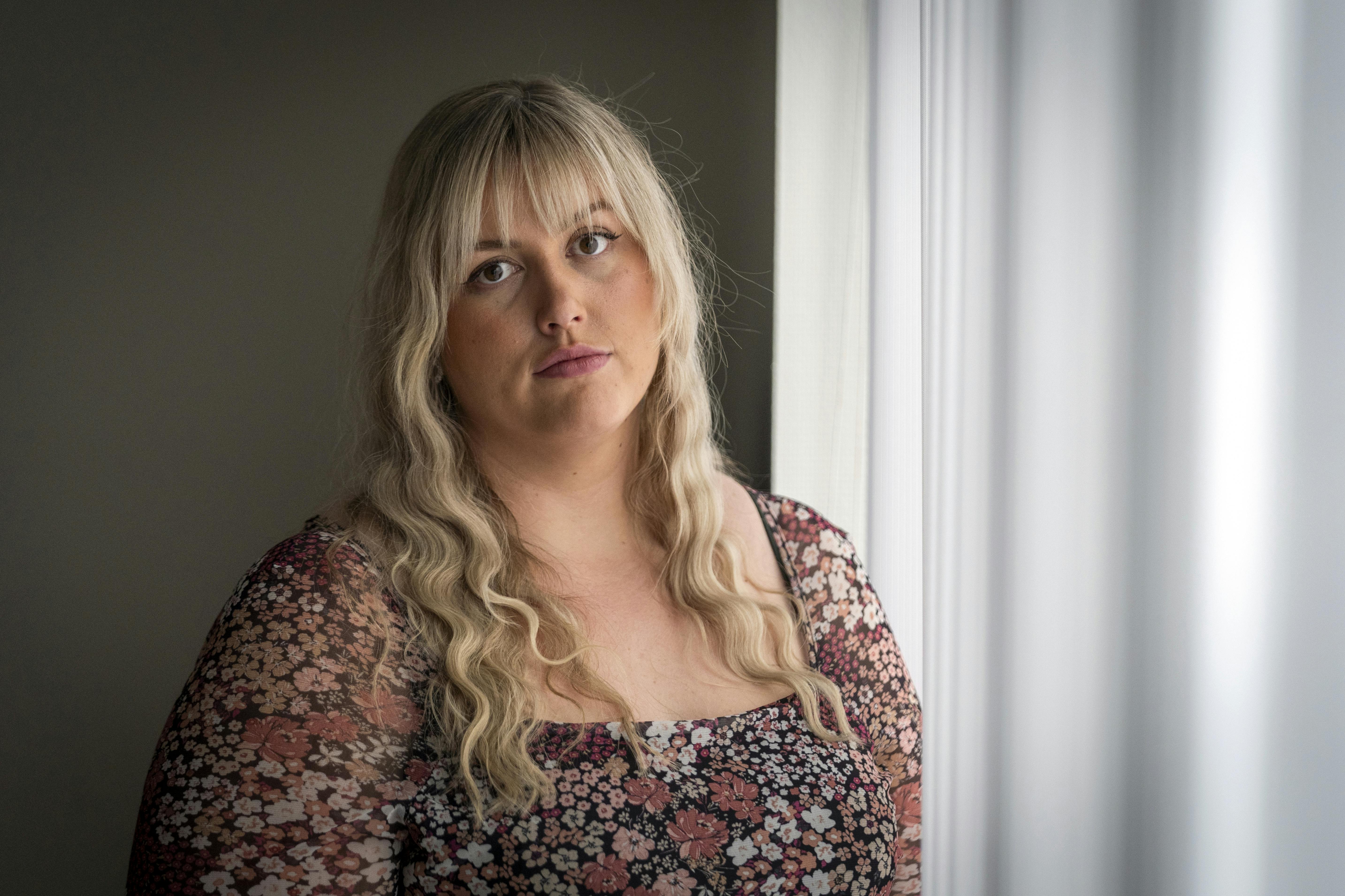 Emilie Jarskjold Jensen blev misbrugt af sin stedbror som barn. 