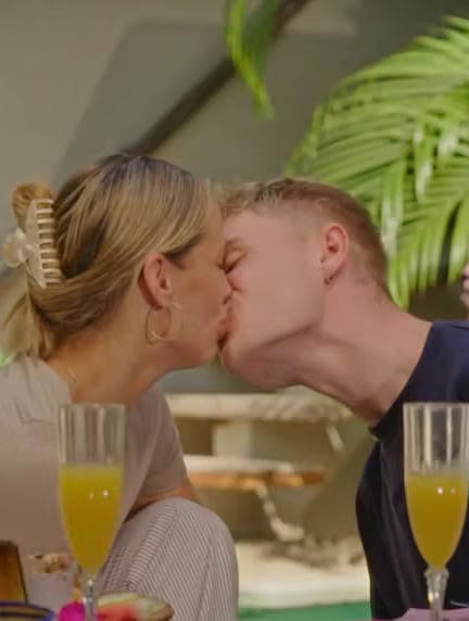 Der kysset efter natten i Bachelorette