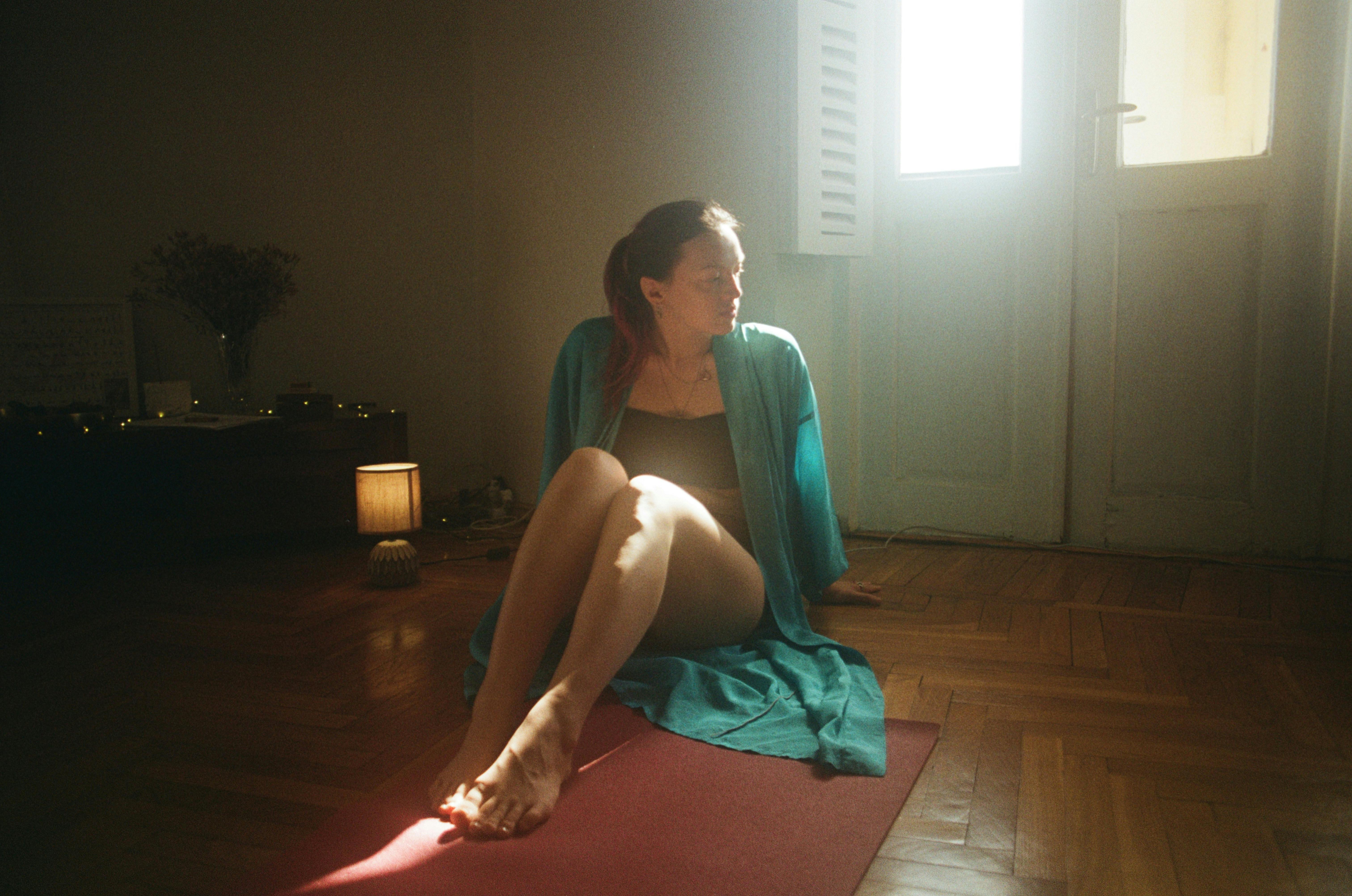 https://imgix.femina.dk/2025-06-16/yoga%22.jpeg