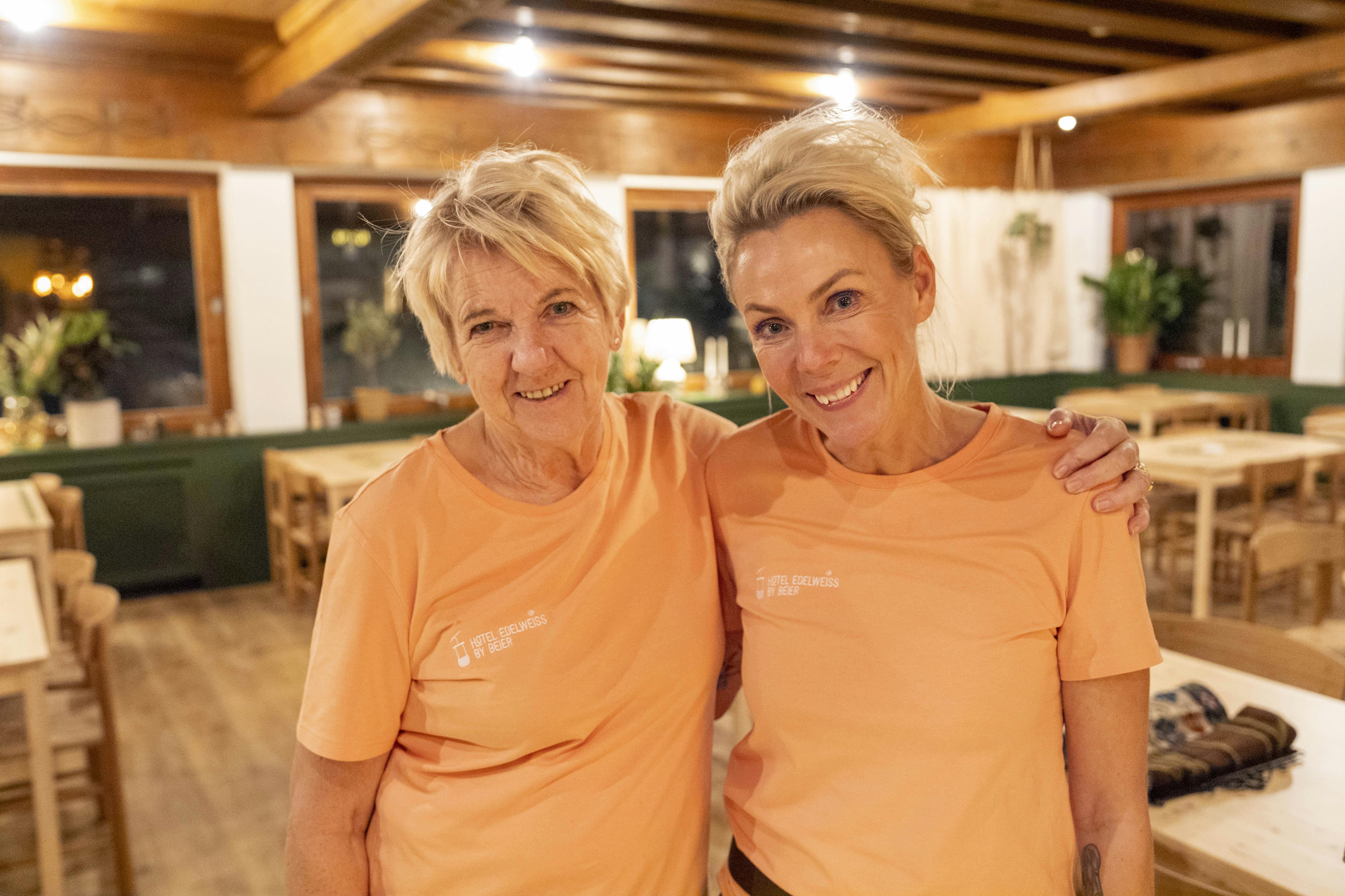 Lene Beiers mor, Jytte, flytter permanent til Østrig og Hotel Edelweiss by Beier. Det afslører Lene Beier på Instagram.