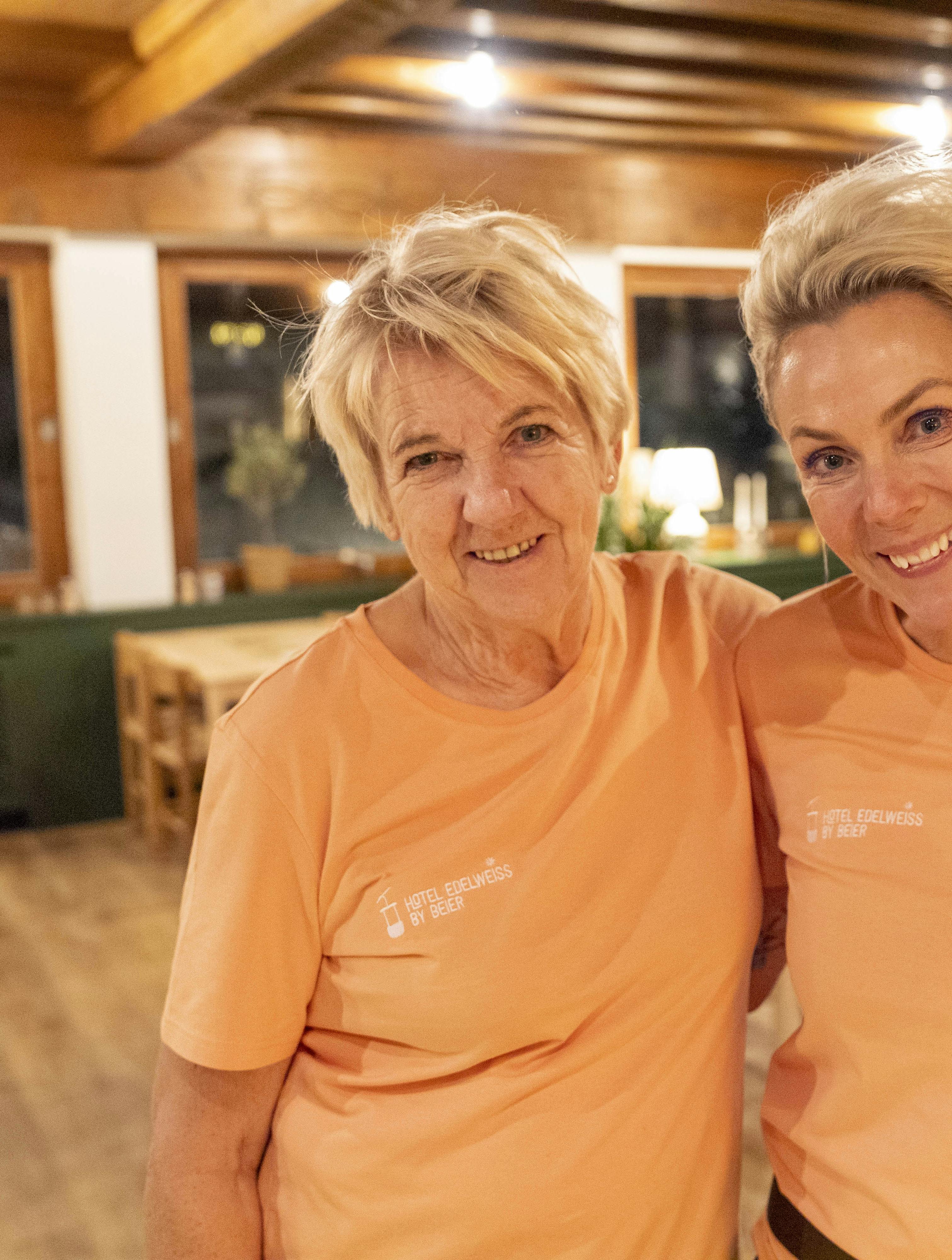 Lene Beiers mor, Jytte, flytter permanent til Østrig og Hotel Edelweiss by Beier. Det afslører Lene Beier på Instagram.