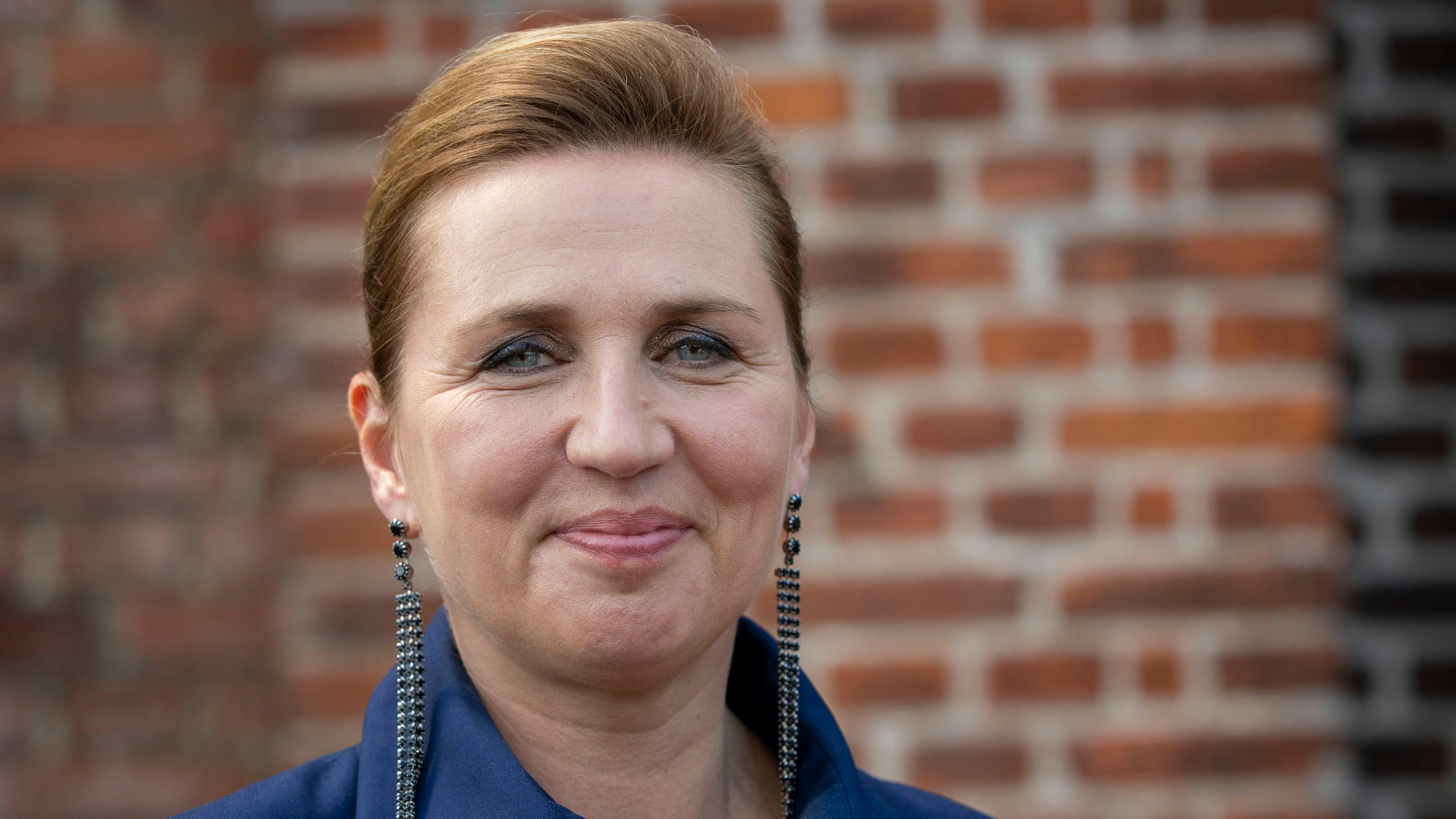 Inderst inde har Mette Frederiksen en lille drøm.