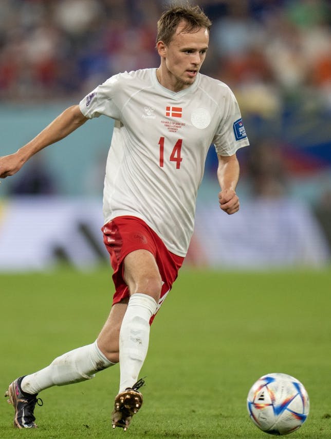 Mikkel Damsgaard skal være far.