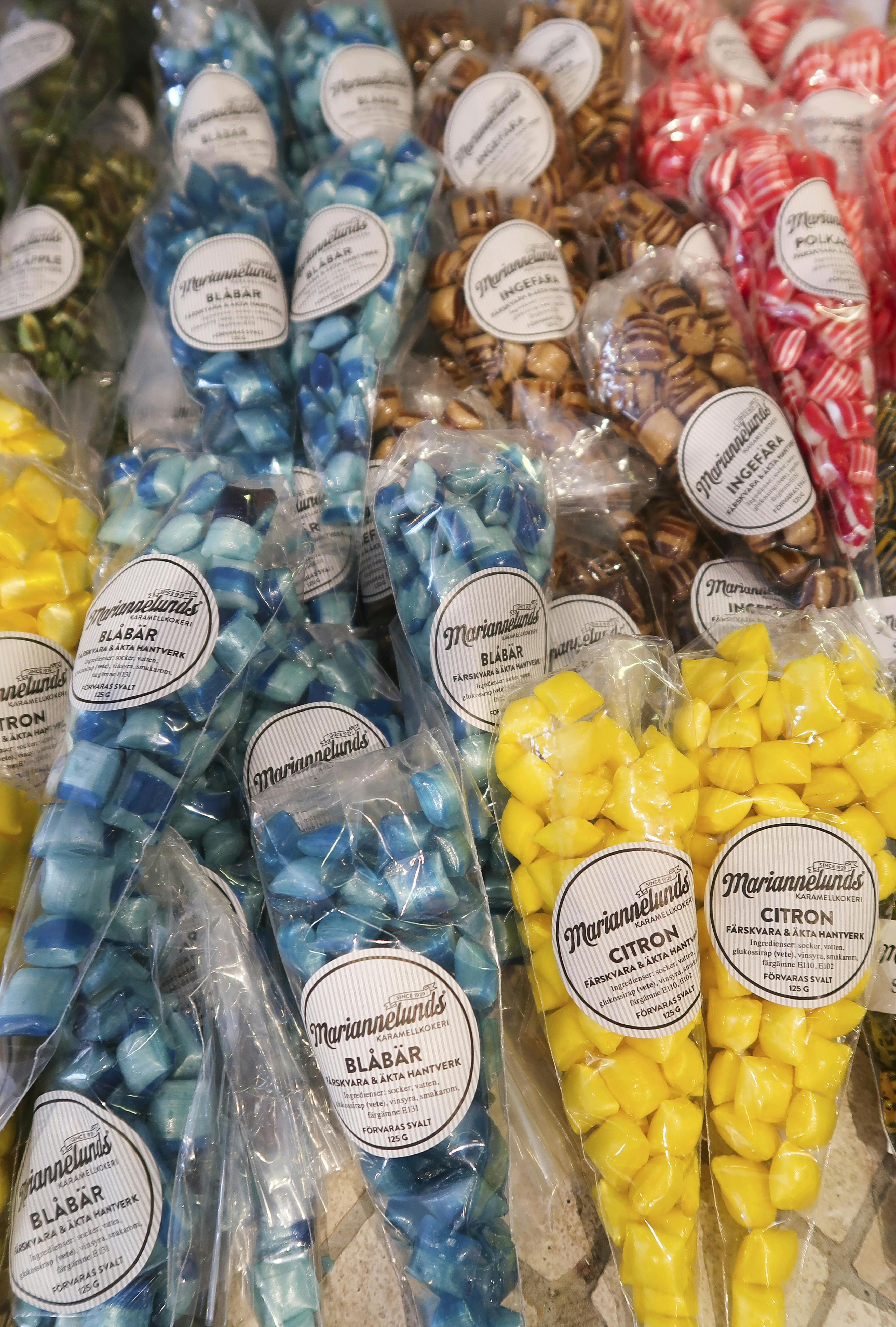 Mariannelunds Karamellkokeri producerer både bløde og hårde karameller. Sidstnævnte kalder vi bolsjer.