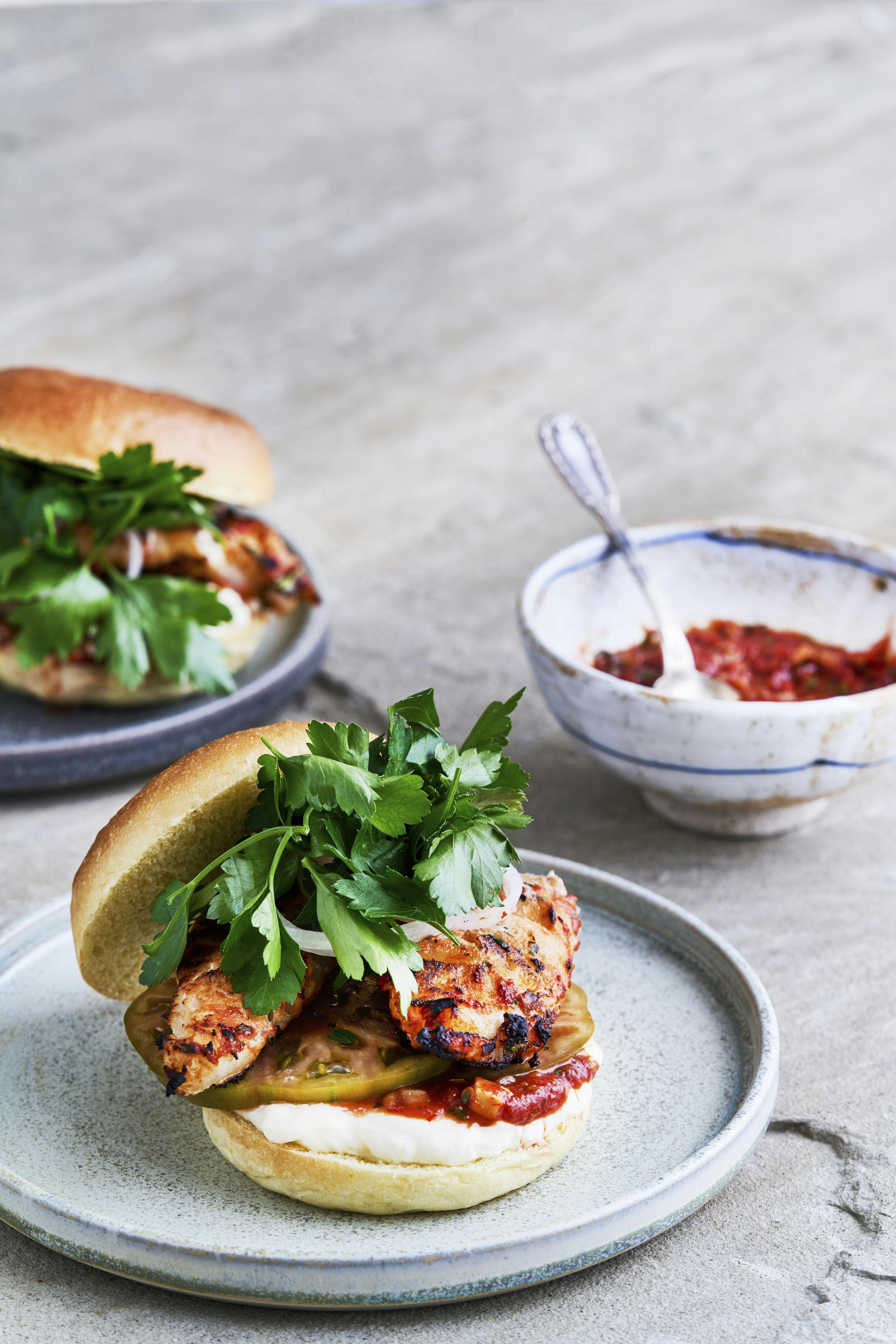 Spicy fishburger med chilimayo.