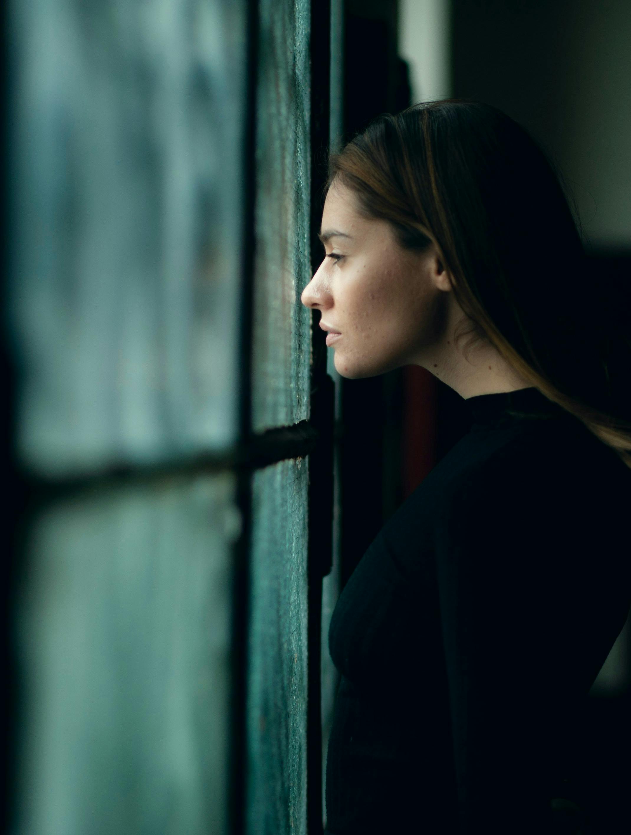 Kroppen er vigtig, fordi følelser viser sig som kropslige sansninger – vi mærker for eksempel en klump i halsen, når vi er kede af det, eller uro i maven, når vi er bange.