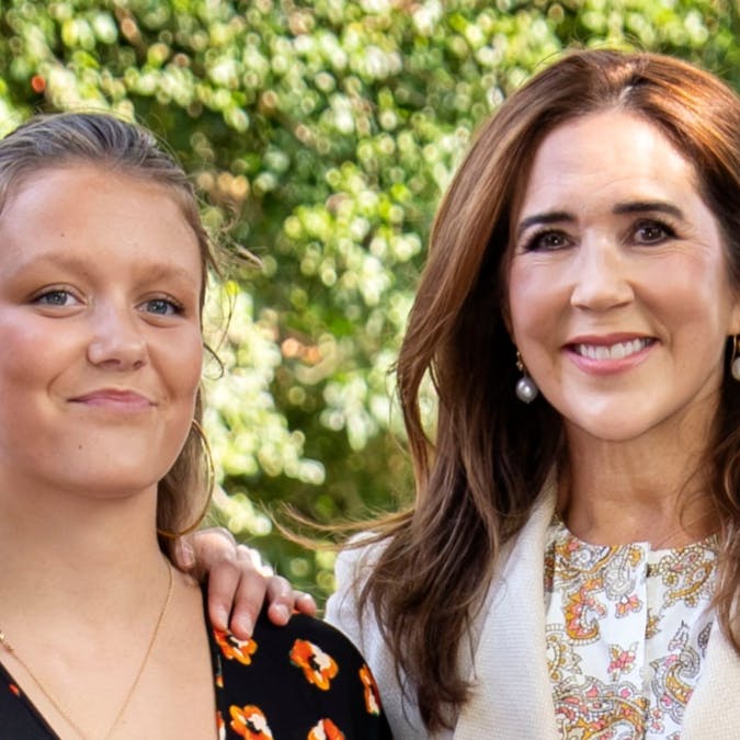 Prinsesse Isabella og dronning Mary.