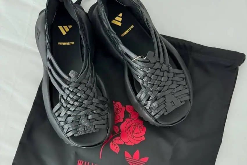 Adidas’ ‘Oaxaca-slip-on’ sandalen