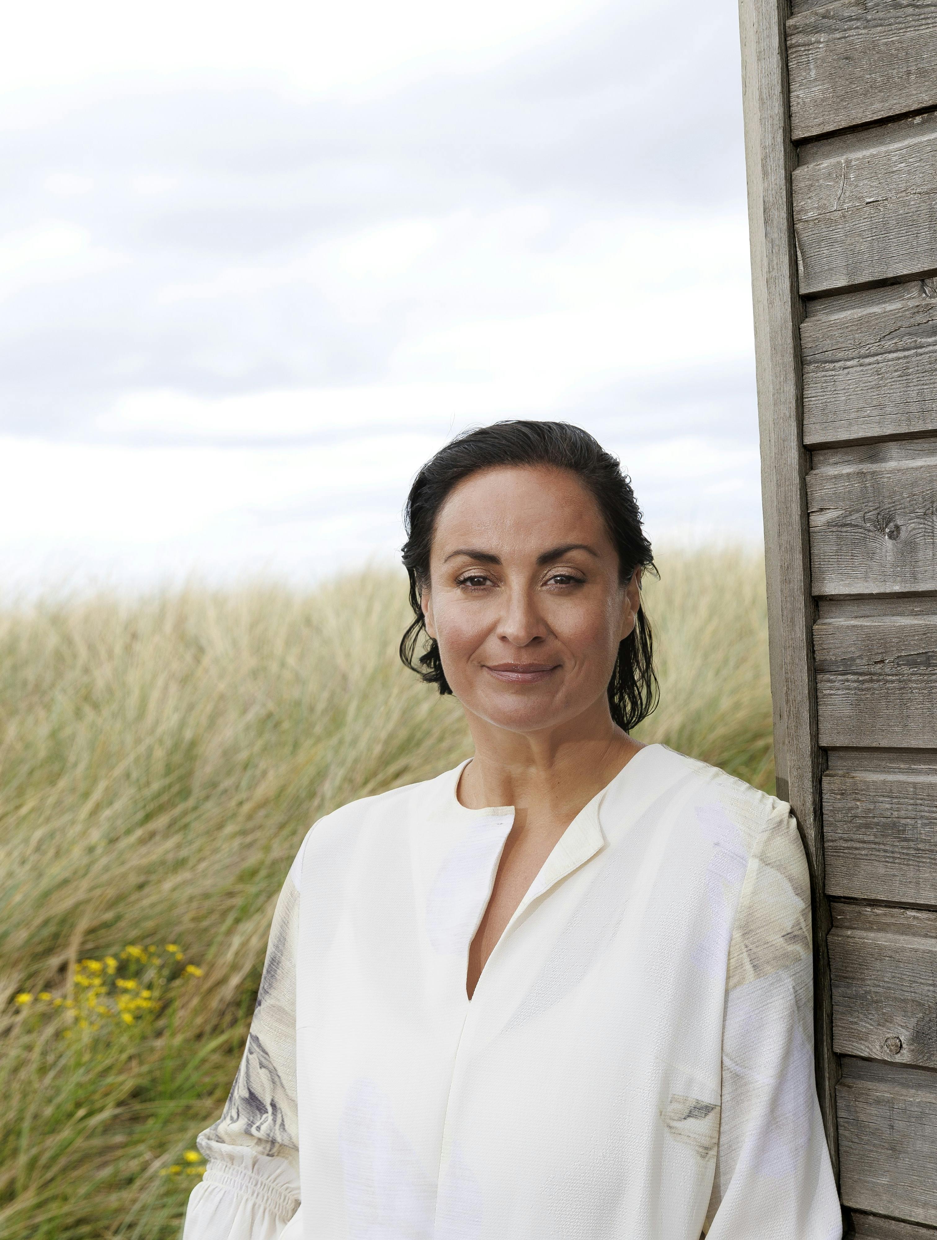 Julies tilgang har aldrig været, at hun skal være skarp og hård.