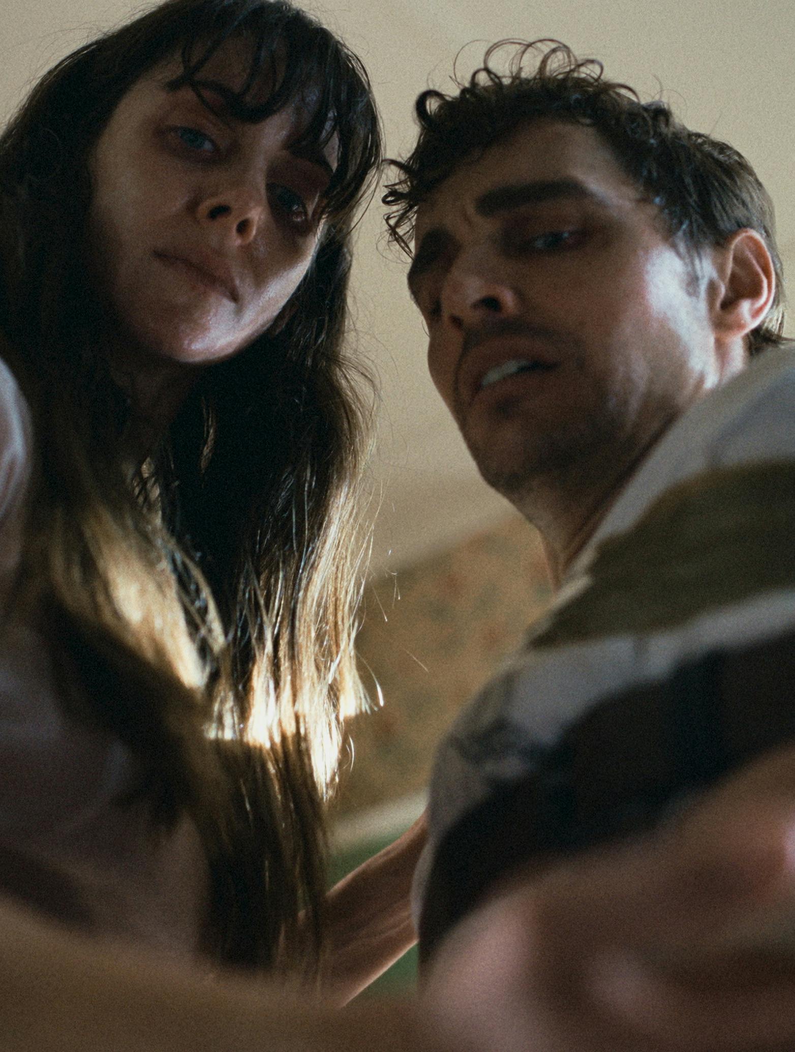 Alison Brie og Dave Franco i 'Together'.