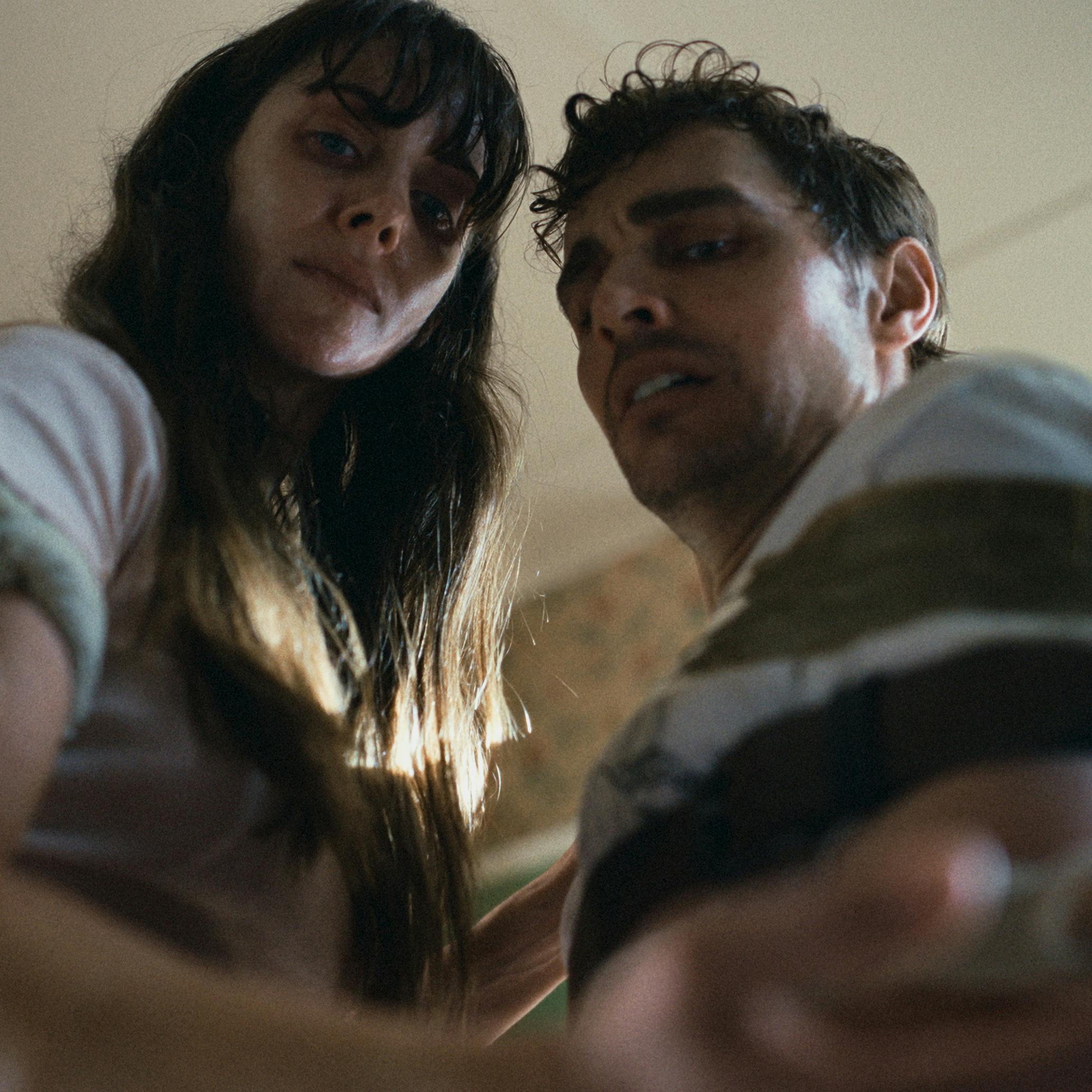 https://imgix.femina.dk/2025-08-14/together_still_01_hi_6895d6d2ebed3.jpg