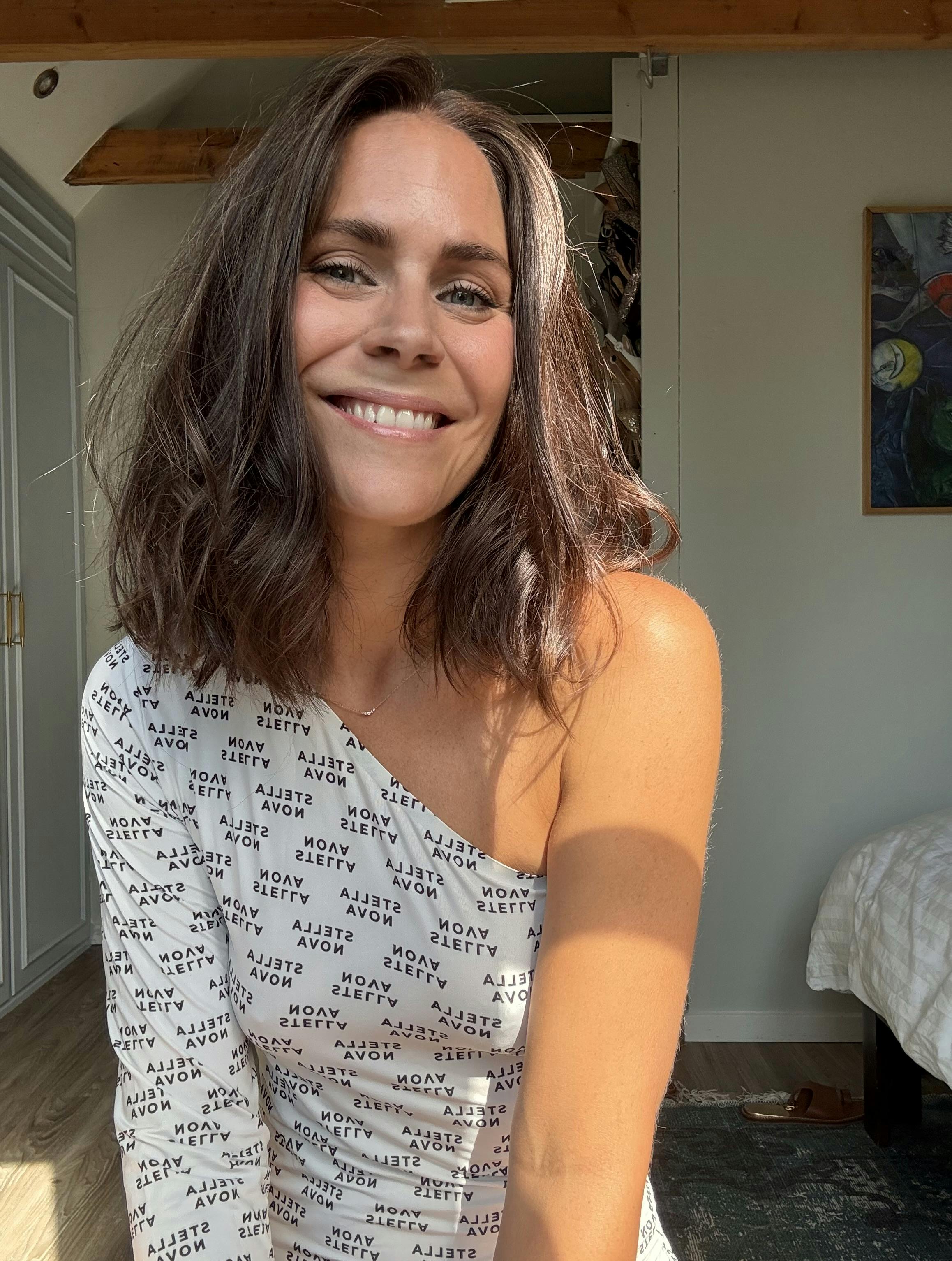 Mette Marie blev hyldet for sit naturlige grå hår - nu har hun farvet det igen