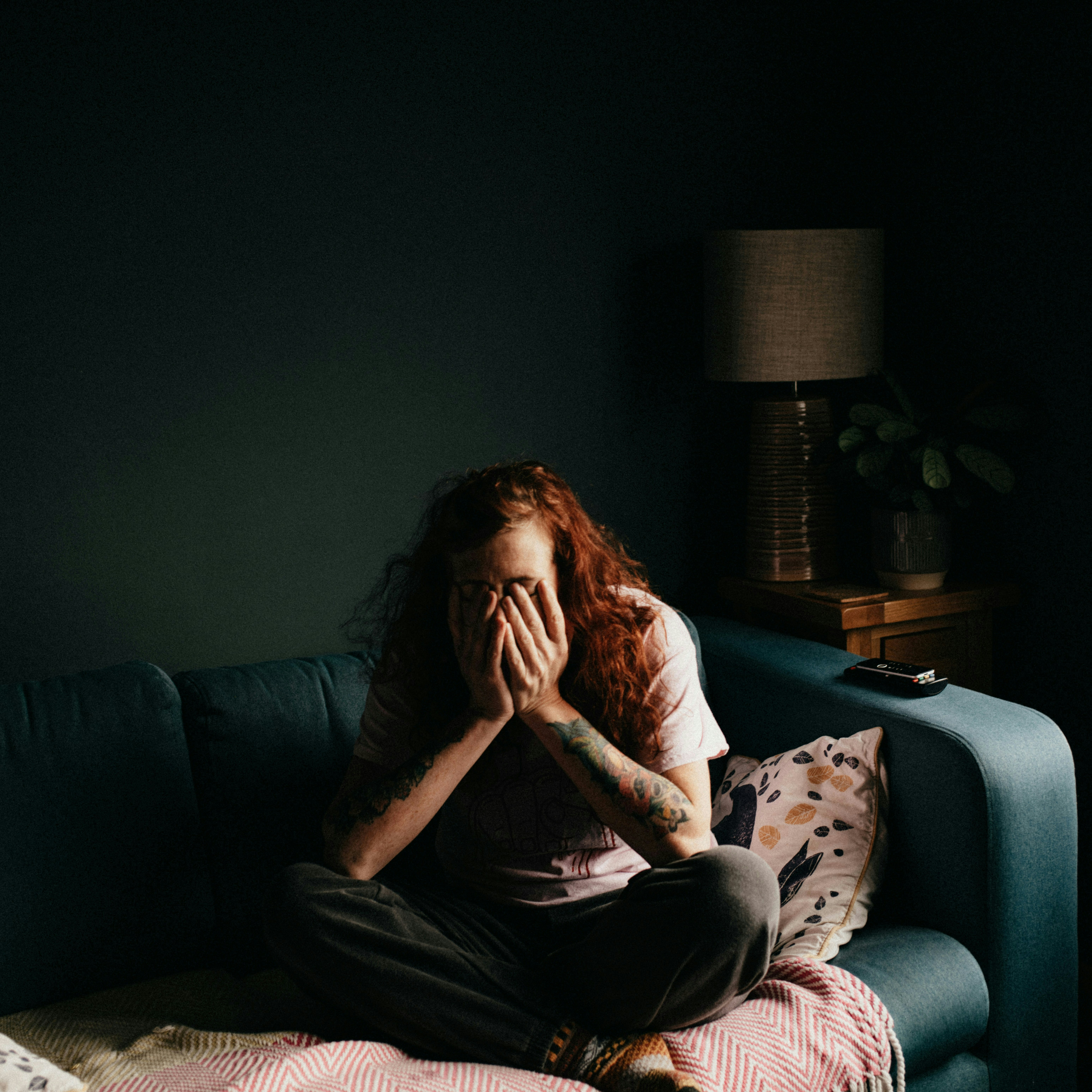 Der er fem grundlæggende følelser, der kan vække angst: Glæde, vrede, sorg, skam og … kærlighed.