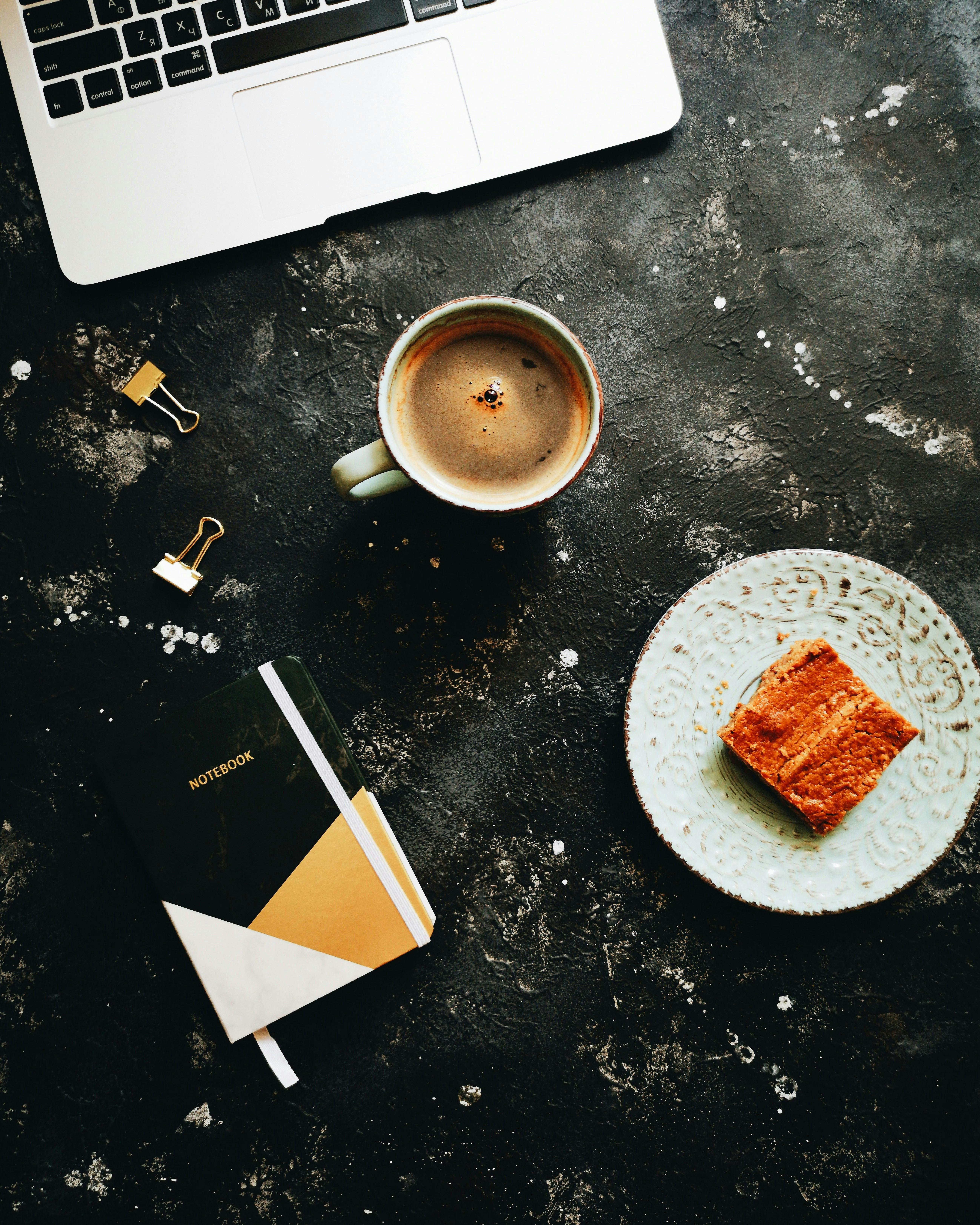 https://imgix.femina.dk/2025-09-02/vira-ivanova-kqNcdZ84oac-unsplash.jpg