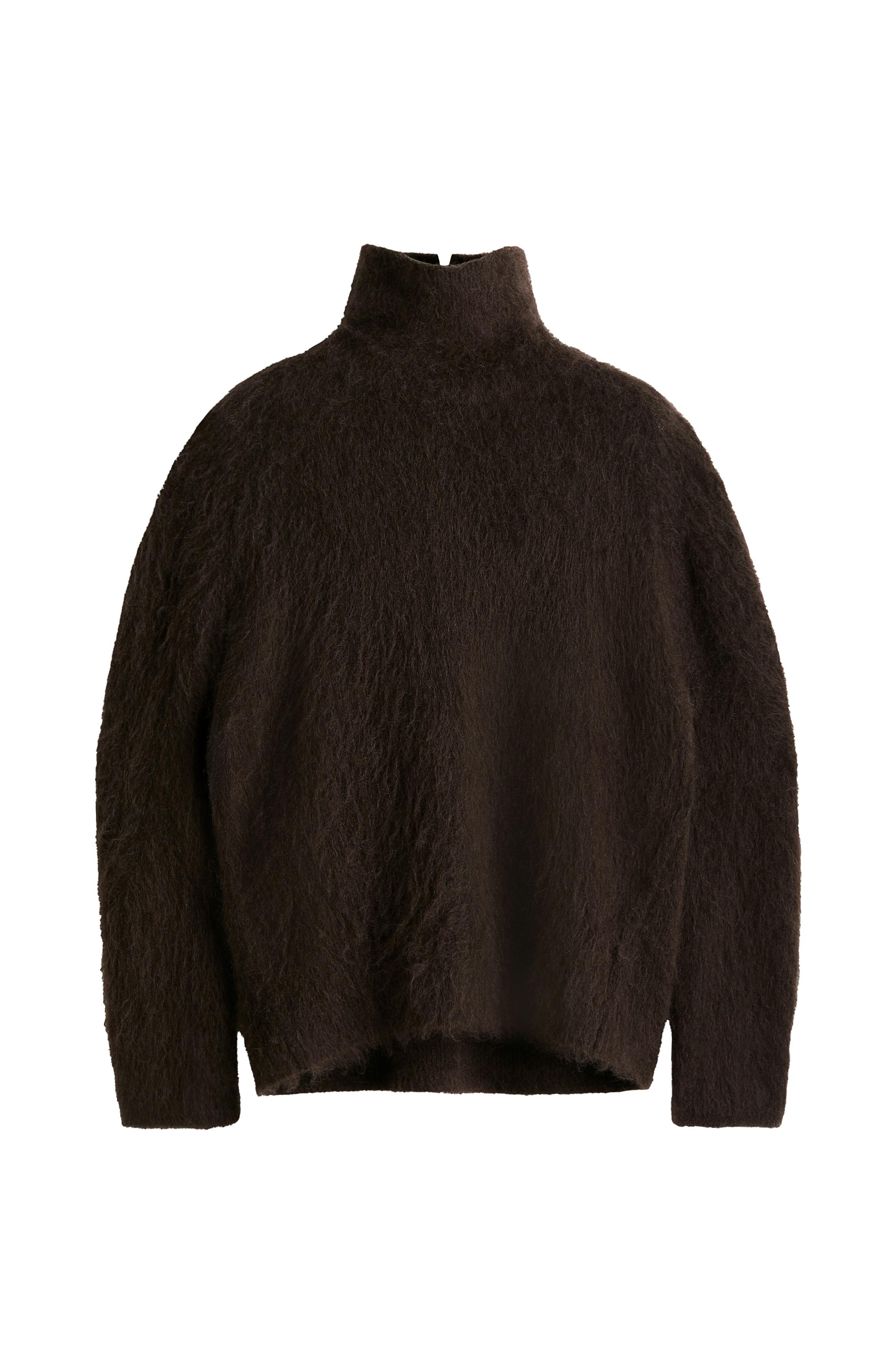 H&M Studio Essentials