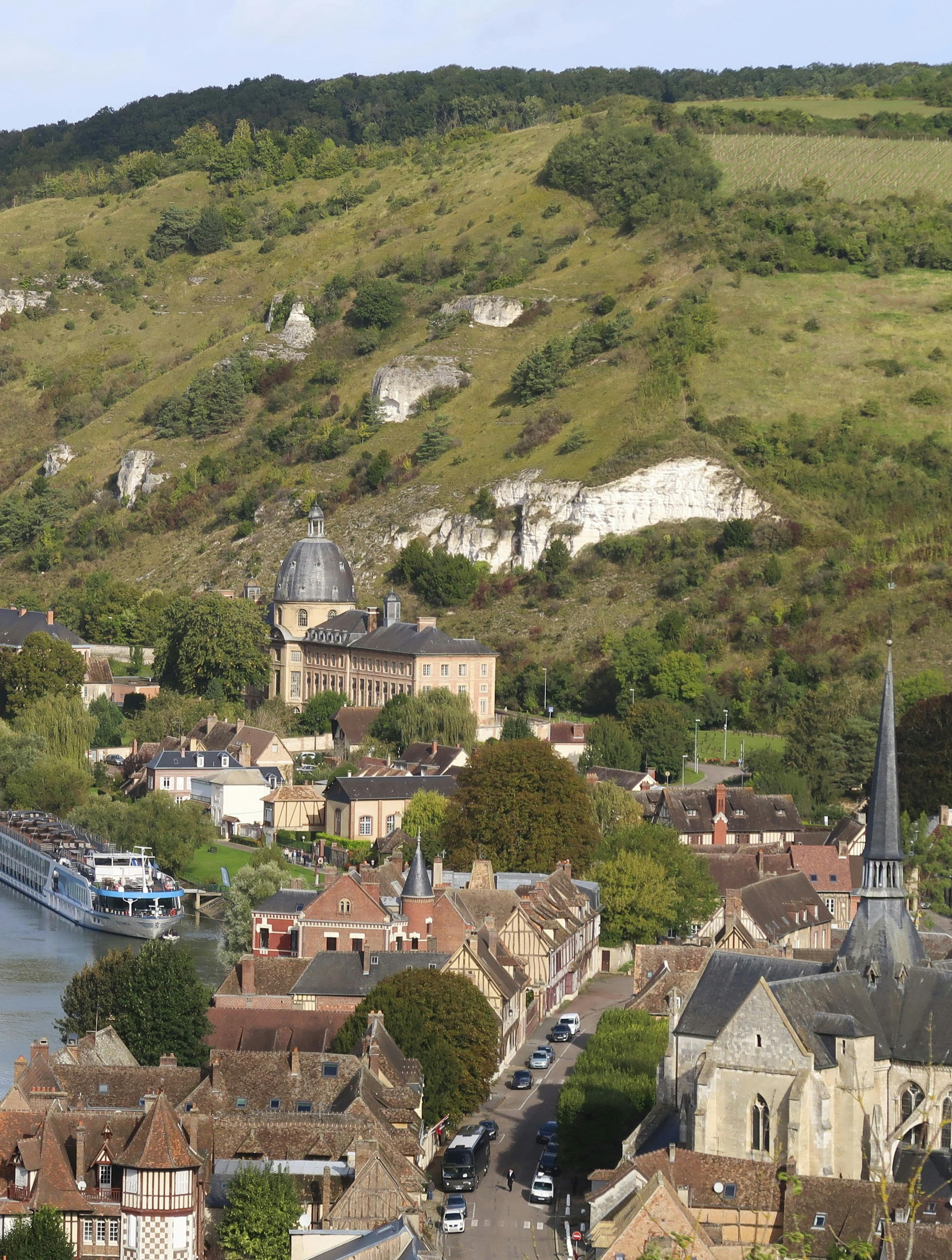 Les Andelys og Viva Gloria