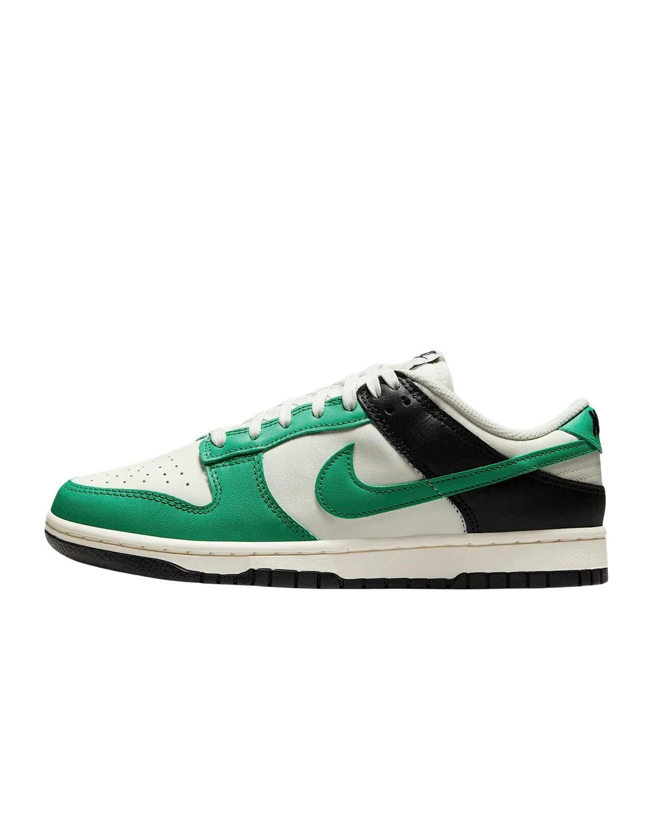 Sneakers: Nike