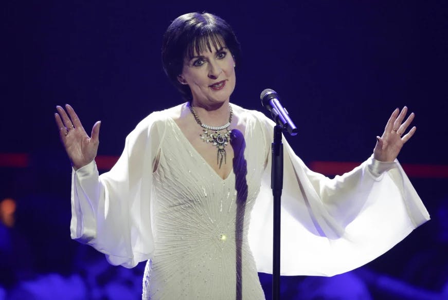 https://imgix.femina.dk/2025-09-12/enya_0.jpg