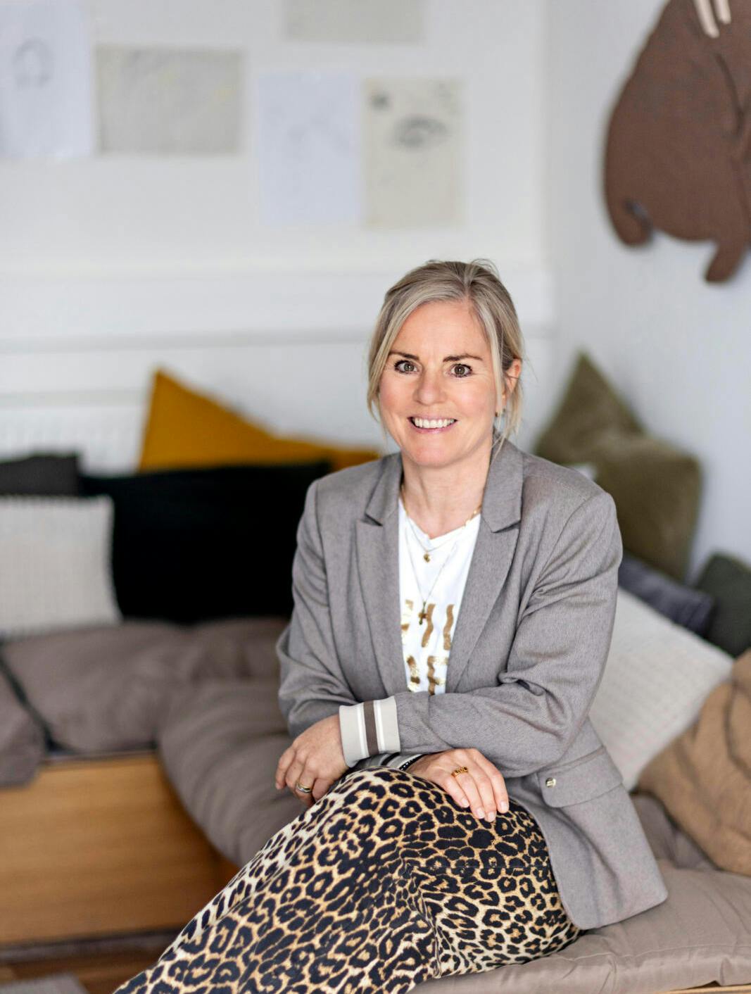 Skyggebørn, ANNE KATHRINE KRAGH