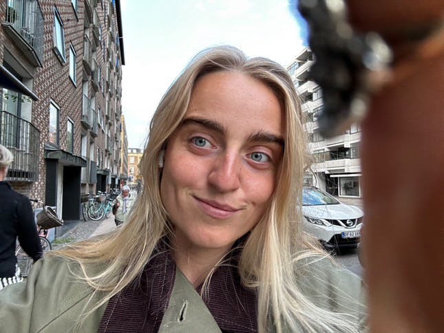 https://imgix.femina.dk/2025-10-09/C1F5D2BD-8052-41D5-9E3E-BA6D585B3759.JPG