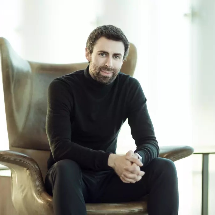 https://imgix.femina.dk/2025-10-10/1.jpg?fm=jpg