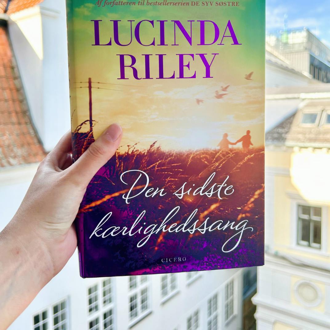 https://imgix.femina.dk/2025-10-22/lucindabillede.png
