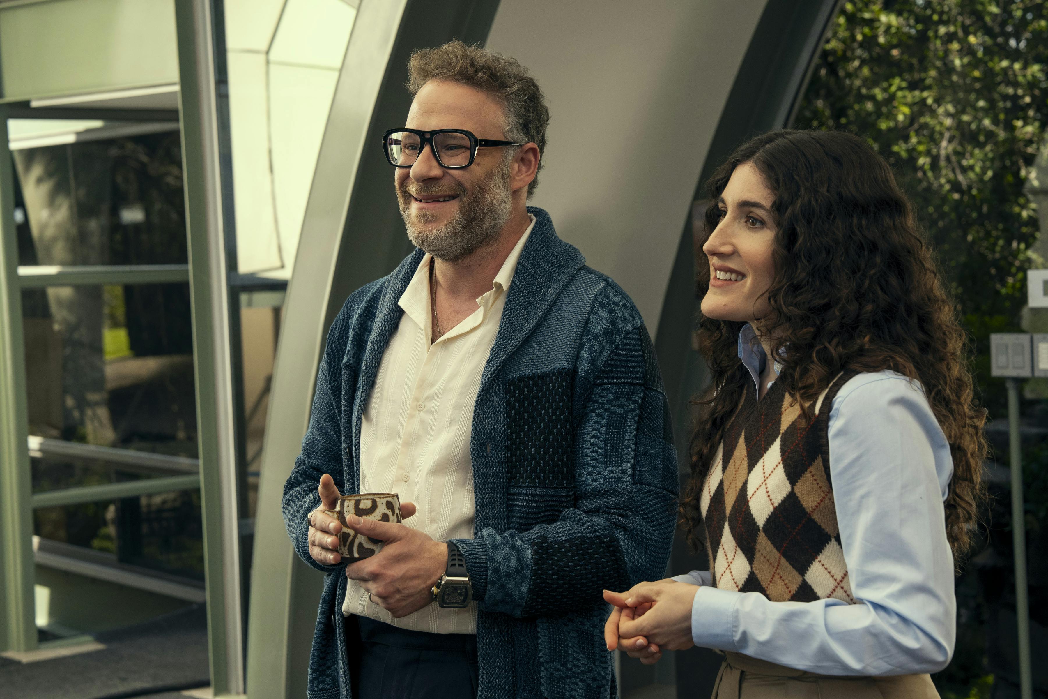 Nobody Wants This. (L to R) Seth Rogen as Rabbi Neil, Kate Berlant as Cami in episode 207 of Nobody Wants This. Cr. Erin Simkin/Netflix © 2025