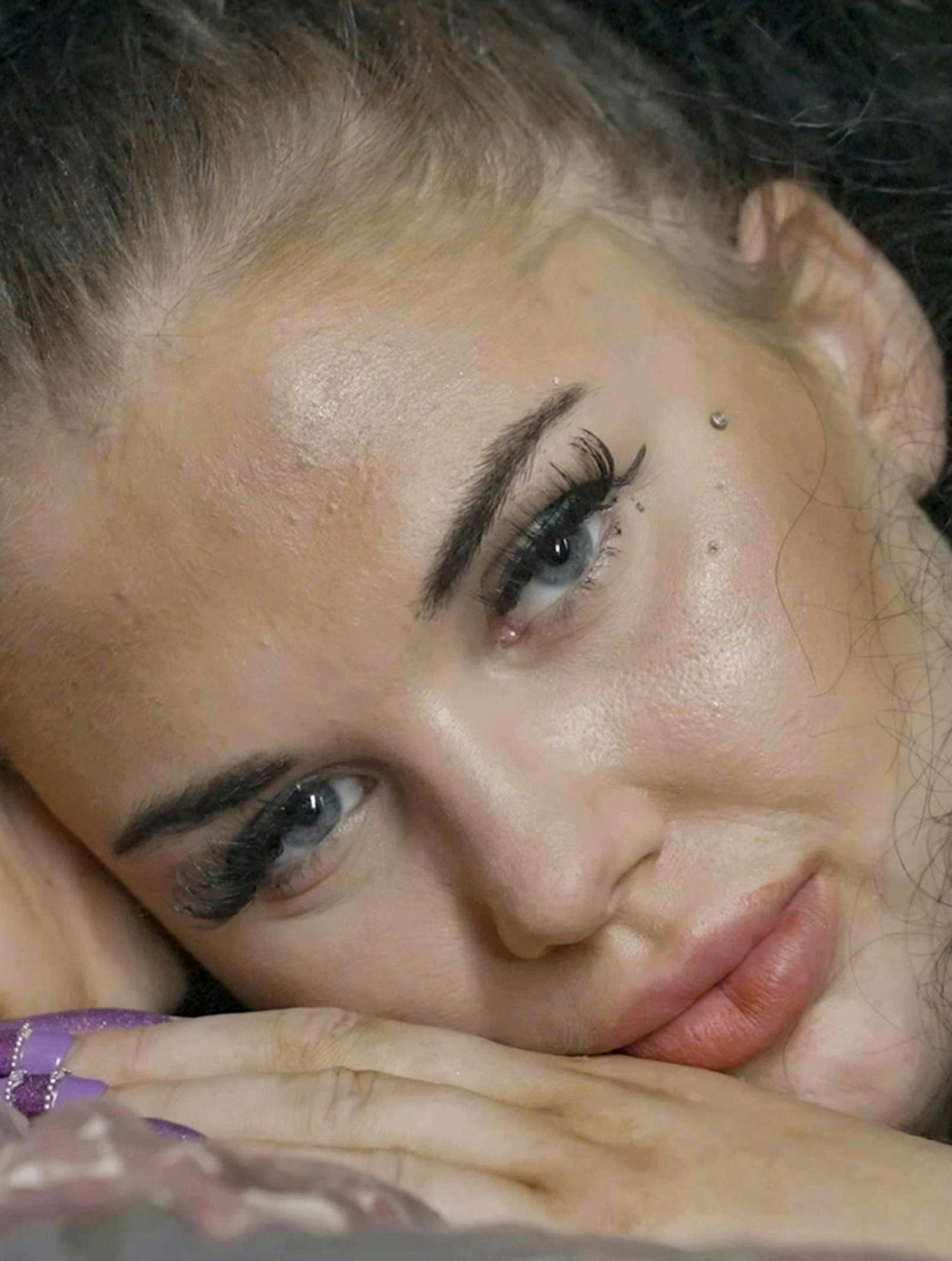 Simona Tayanna. 