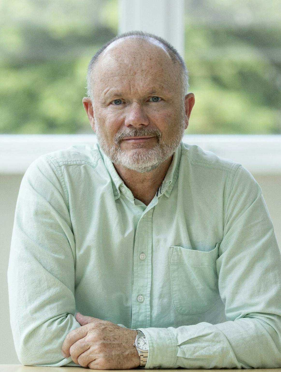 Bjørn Bjorvatn er læge og søvnforsker og har i 30 år arbejdet med søvnvaner. Han opfordrer til at tage vores søvn langt mere seriøst.