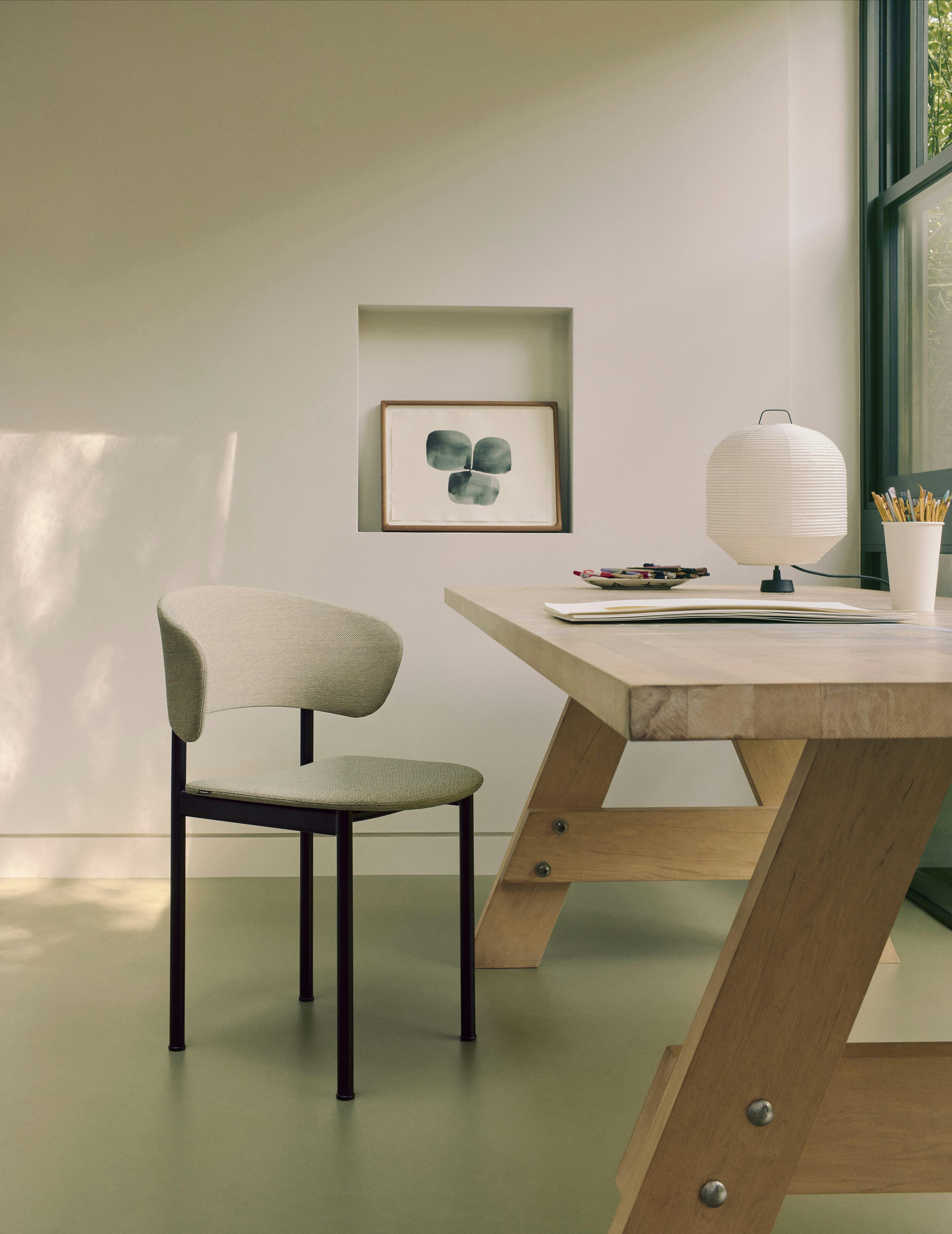 Shoppeguide: Stilfulde stole og loungemøbler til hjemmets alle hjørner