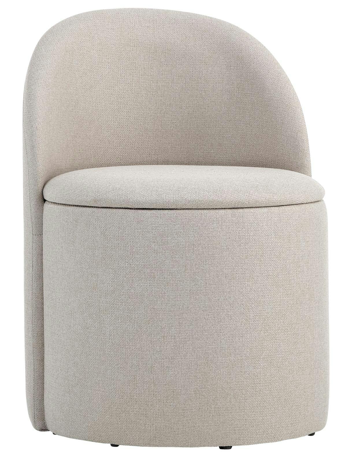 Shoppeguide: Stilfulde stole og loungemøbler til hjemmets alle hjørner