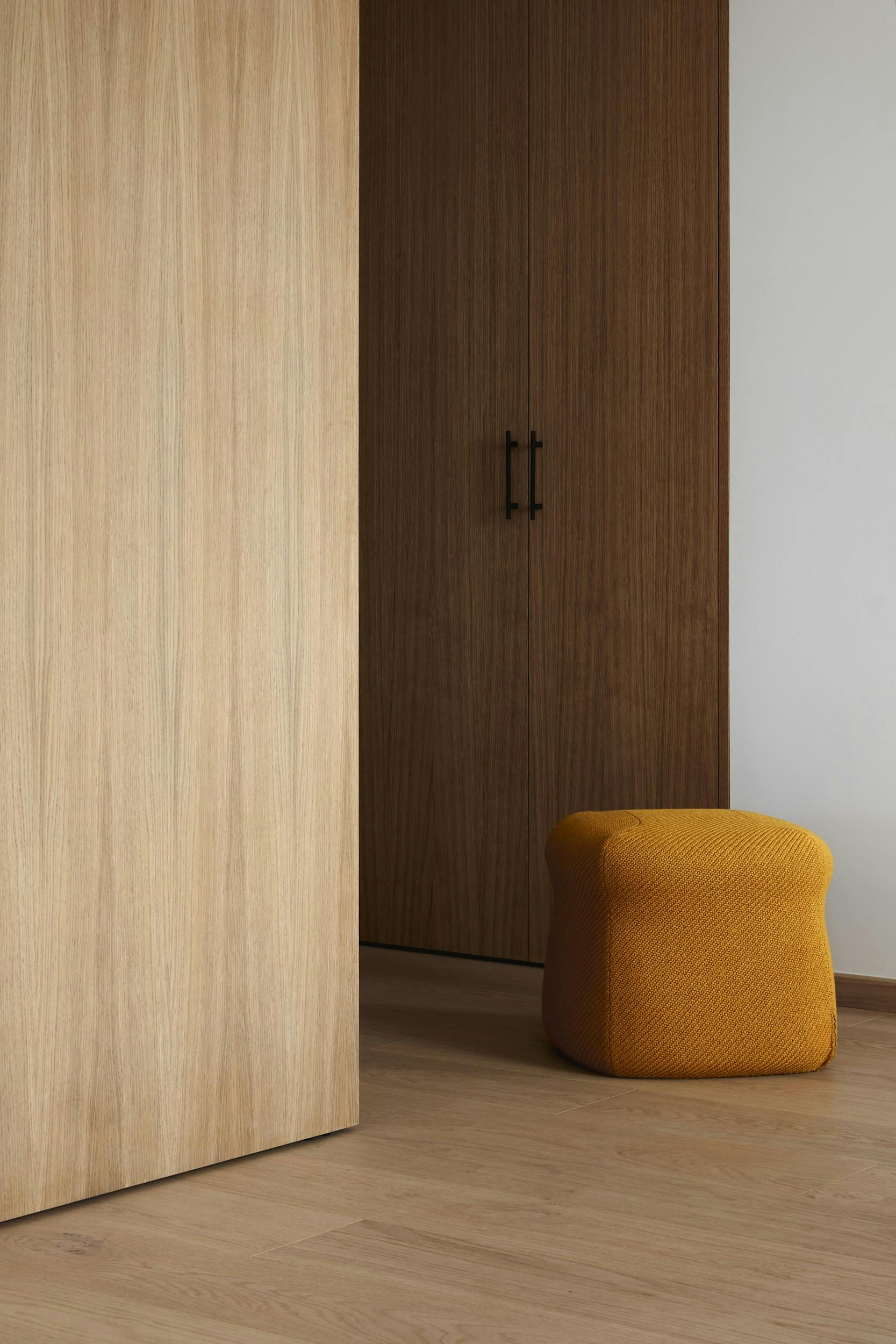 Shoppeguide: Stilfulde stole og loungemøbler til hjemmets alle hjørner