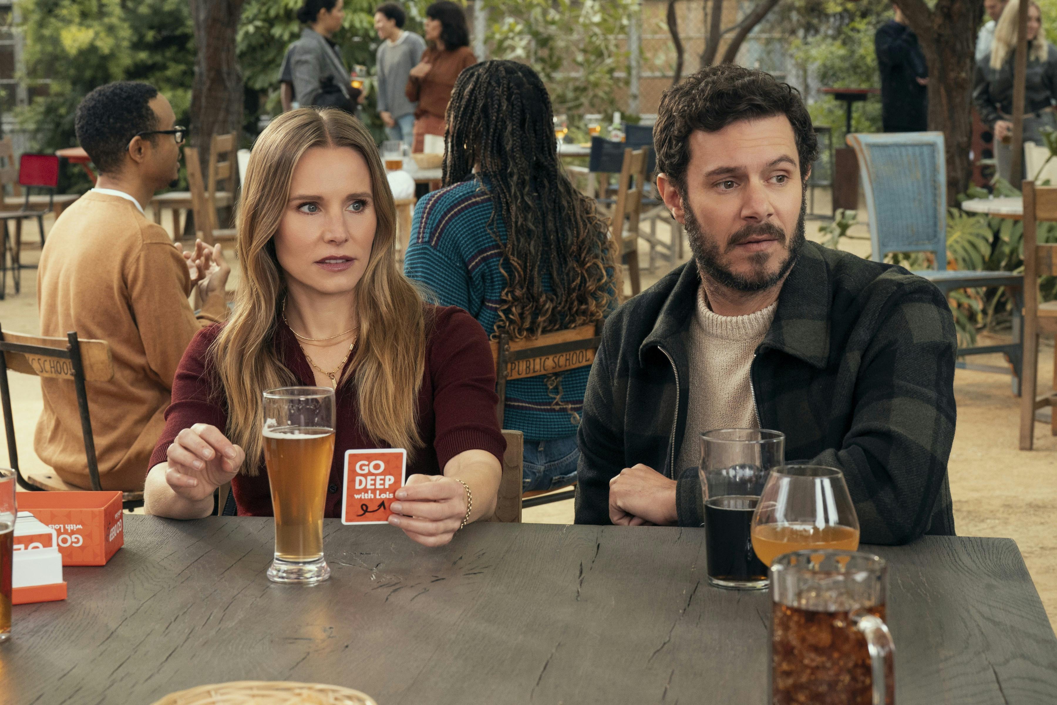 Nobody Wants This. (L to R) Kristen Bell as Joanne, Adam Brody as Noah in episode 209 of Nobody Wants This. Cr. Erin Simkin/Netflix © 2025
